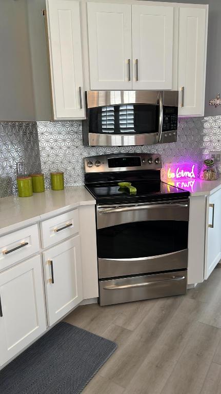 8210 Saint Johns Court