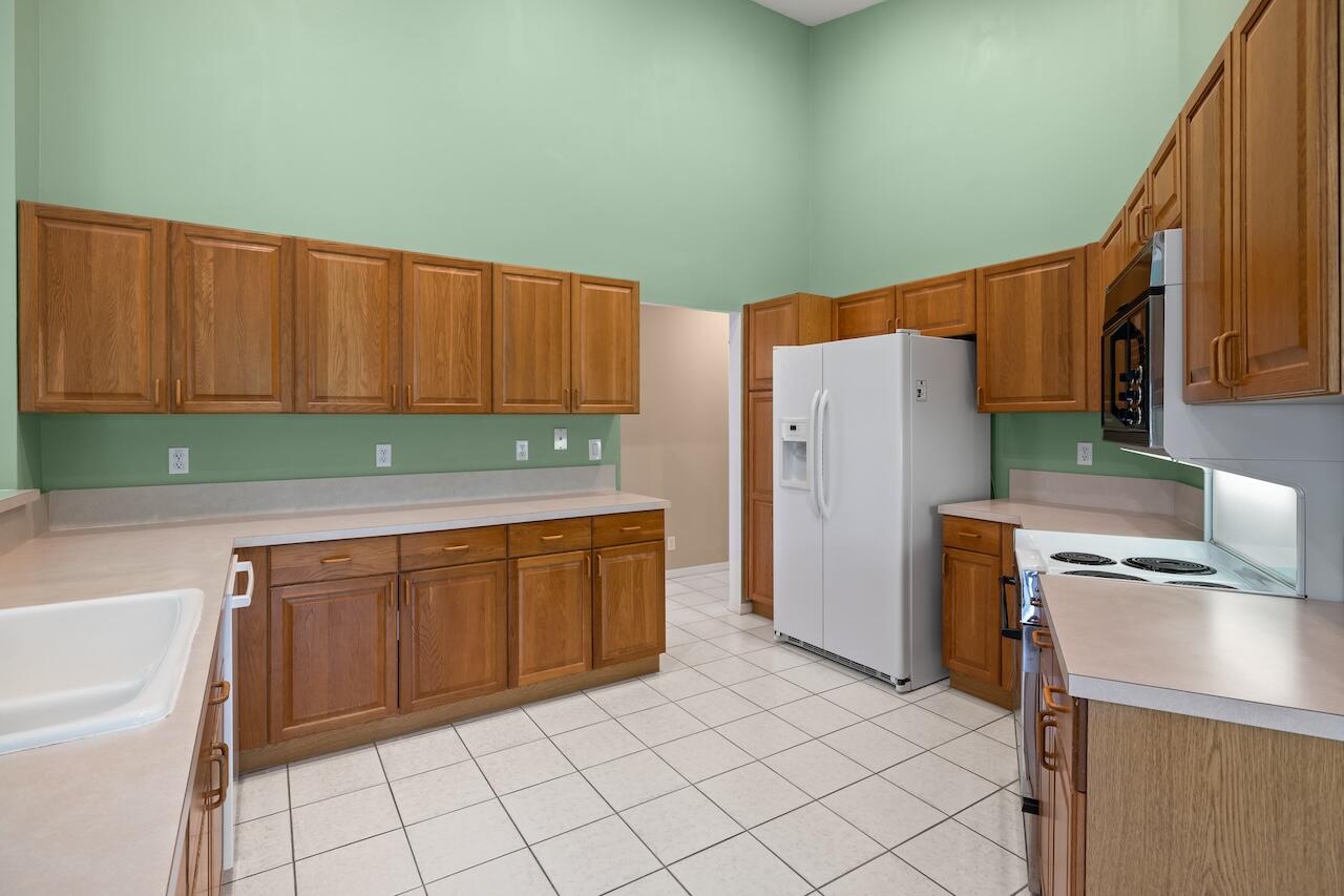 13647 Callington Drive