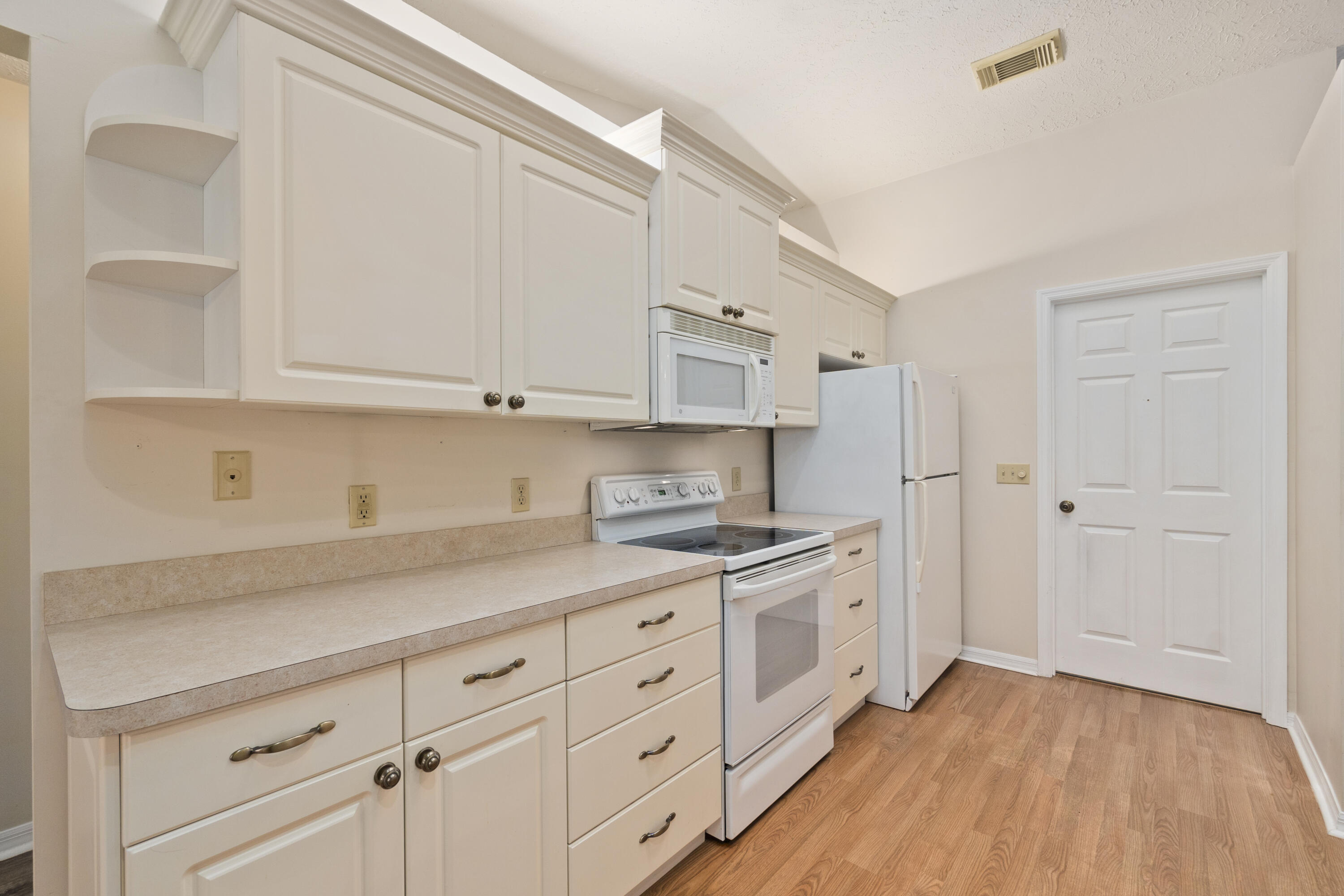 2401 SE Rock Springs Drive