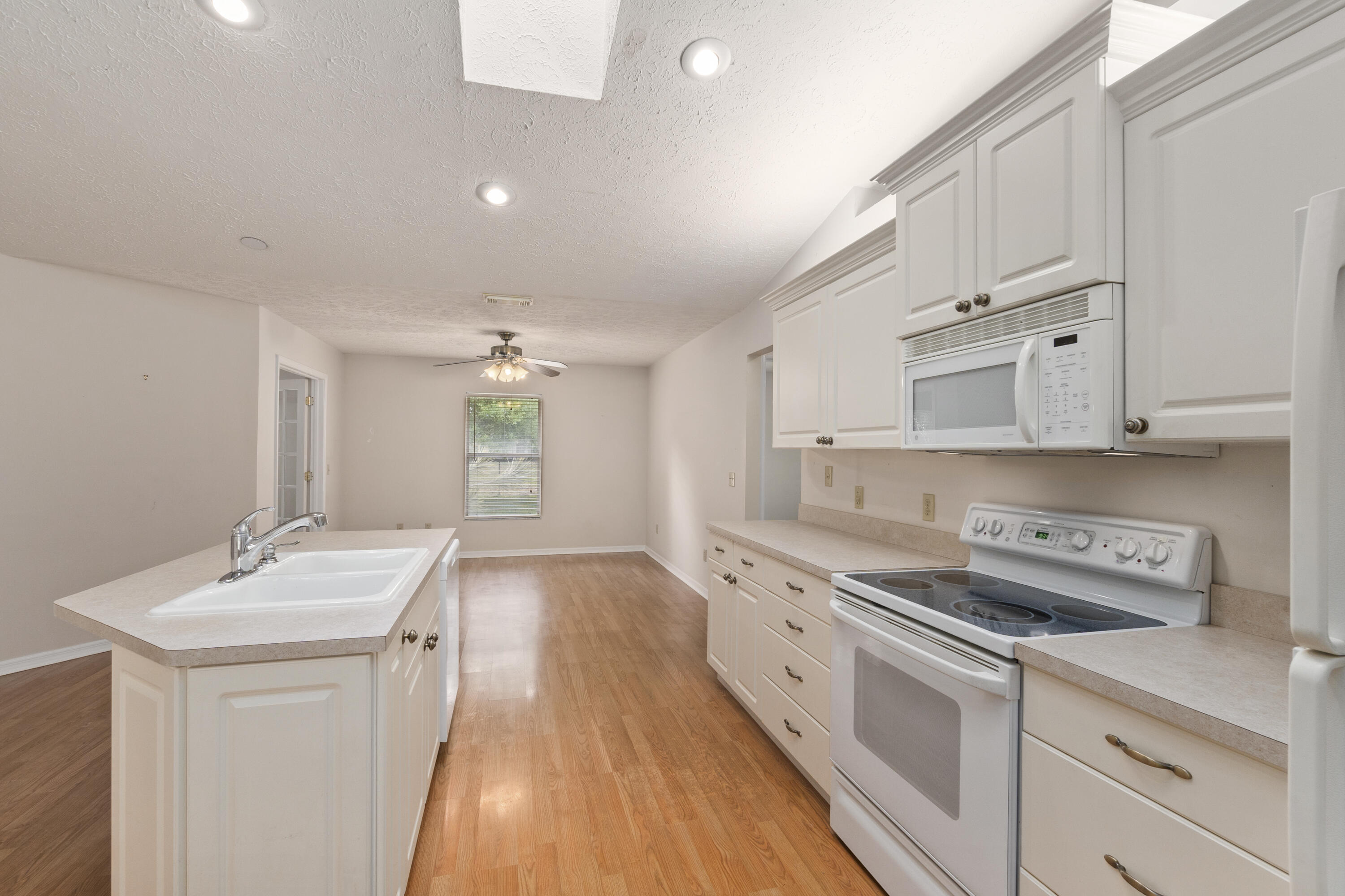 2401 SE Rock Springs Drive