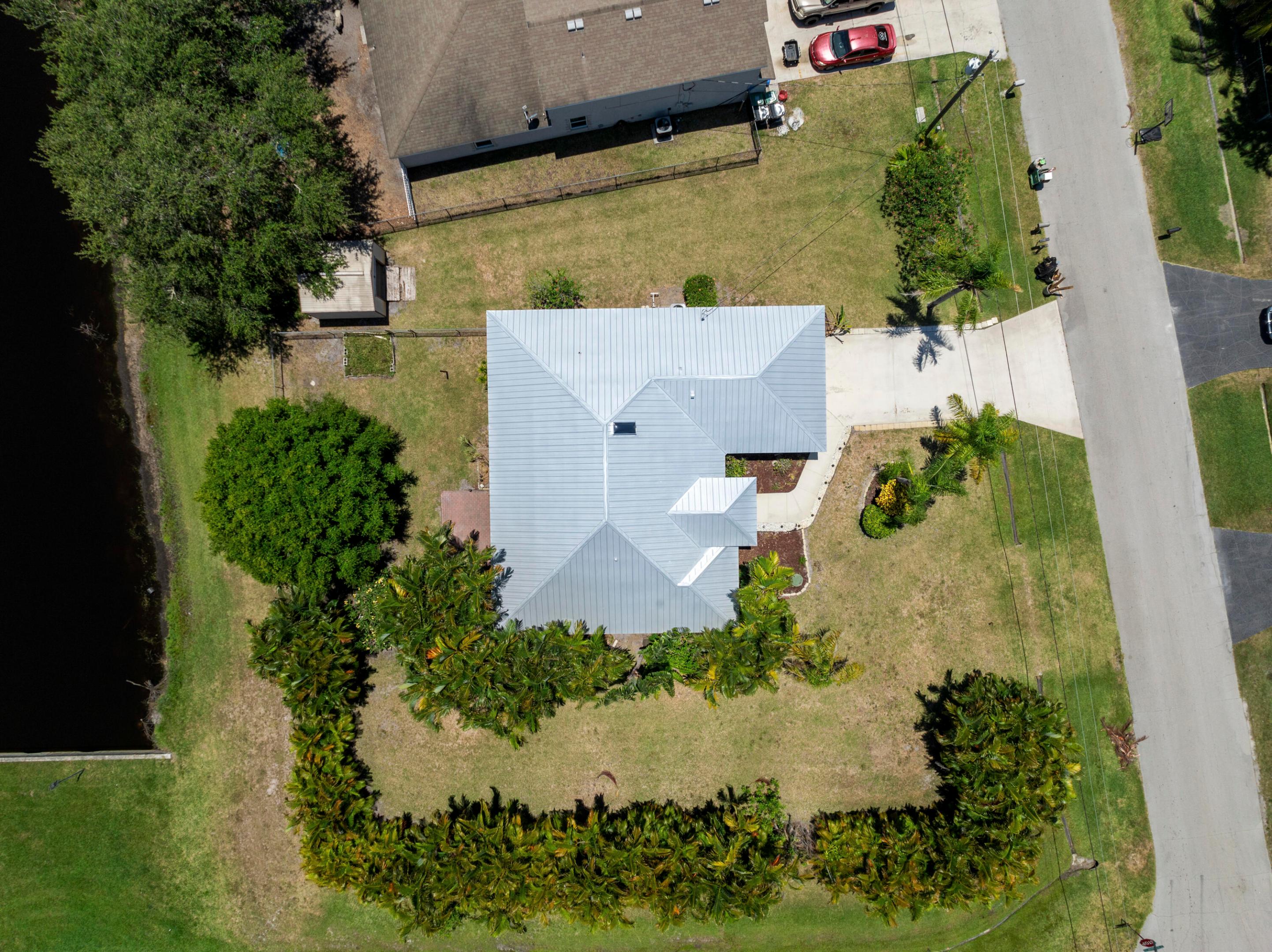 2401 SE Rock Springs Drive