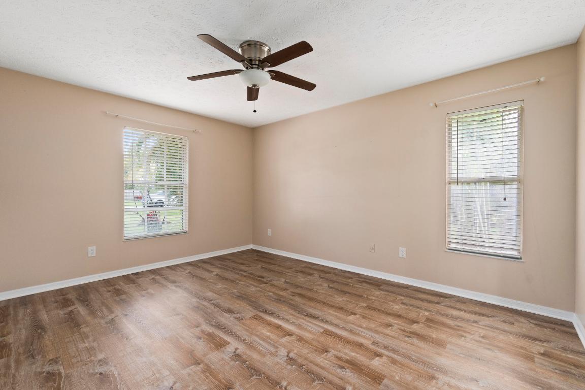 2401 SE Rock Springs Drive