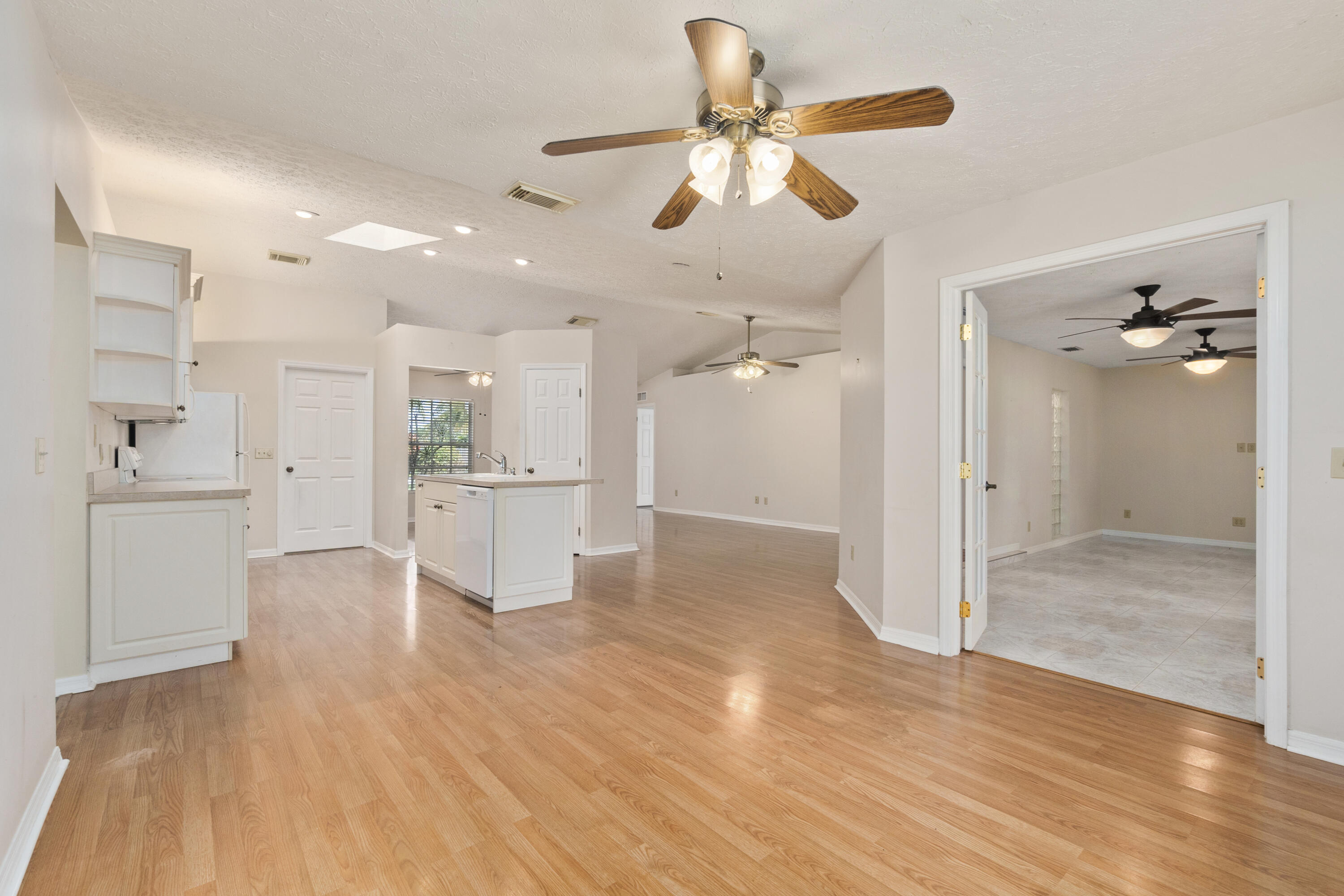 2401 SE Rock Springs Drive