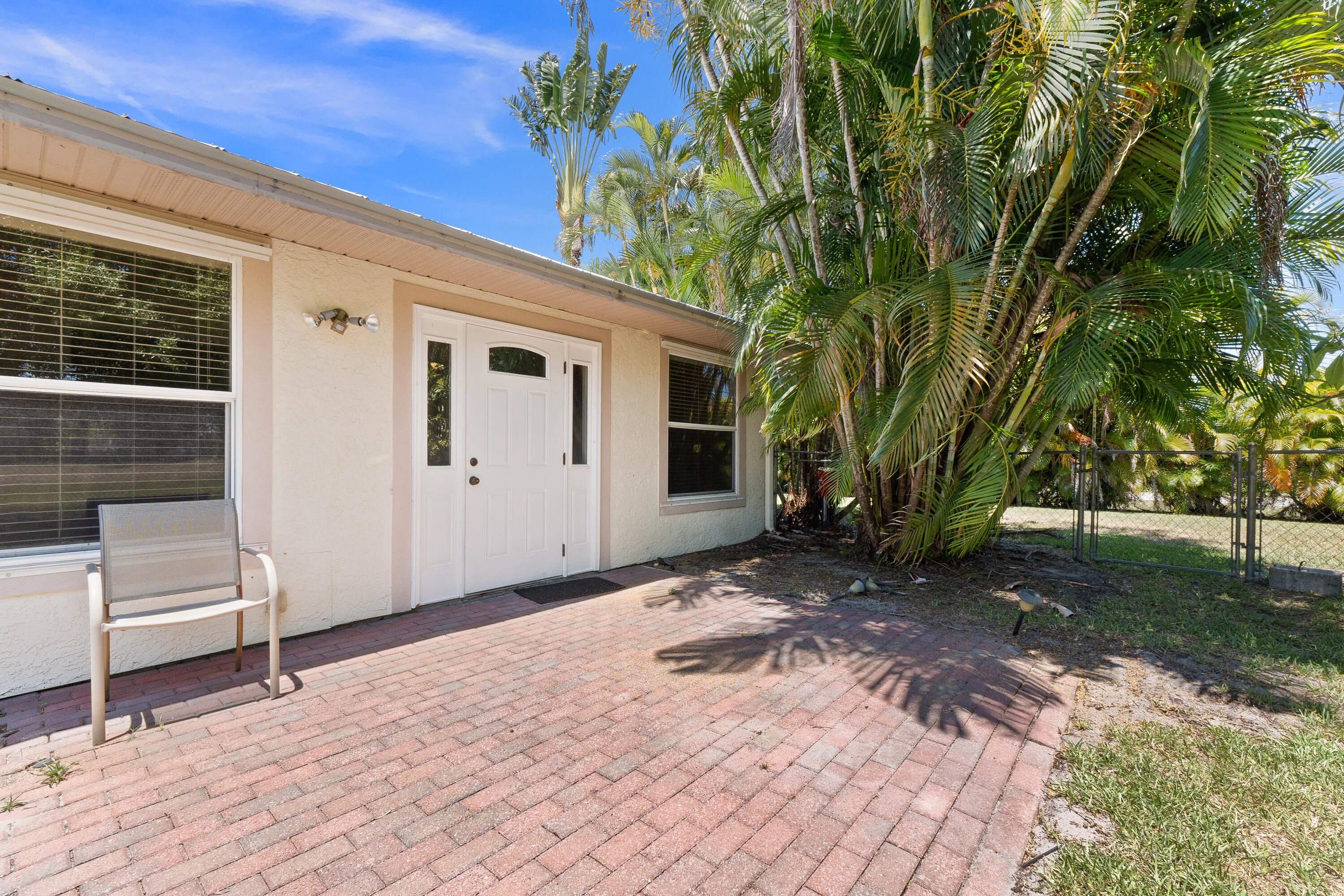 2401 SE Rock Springs Drive