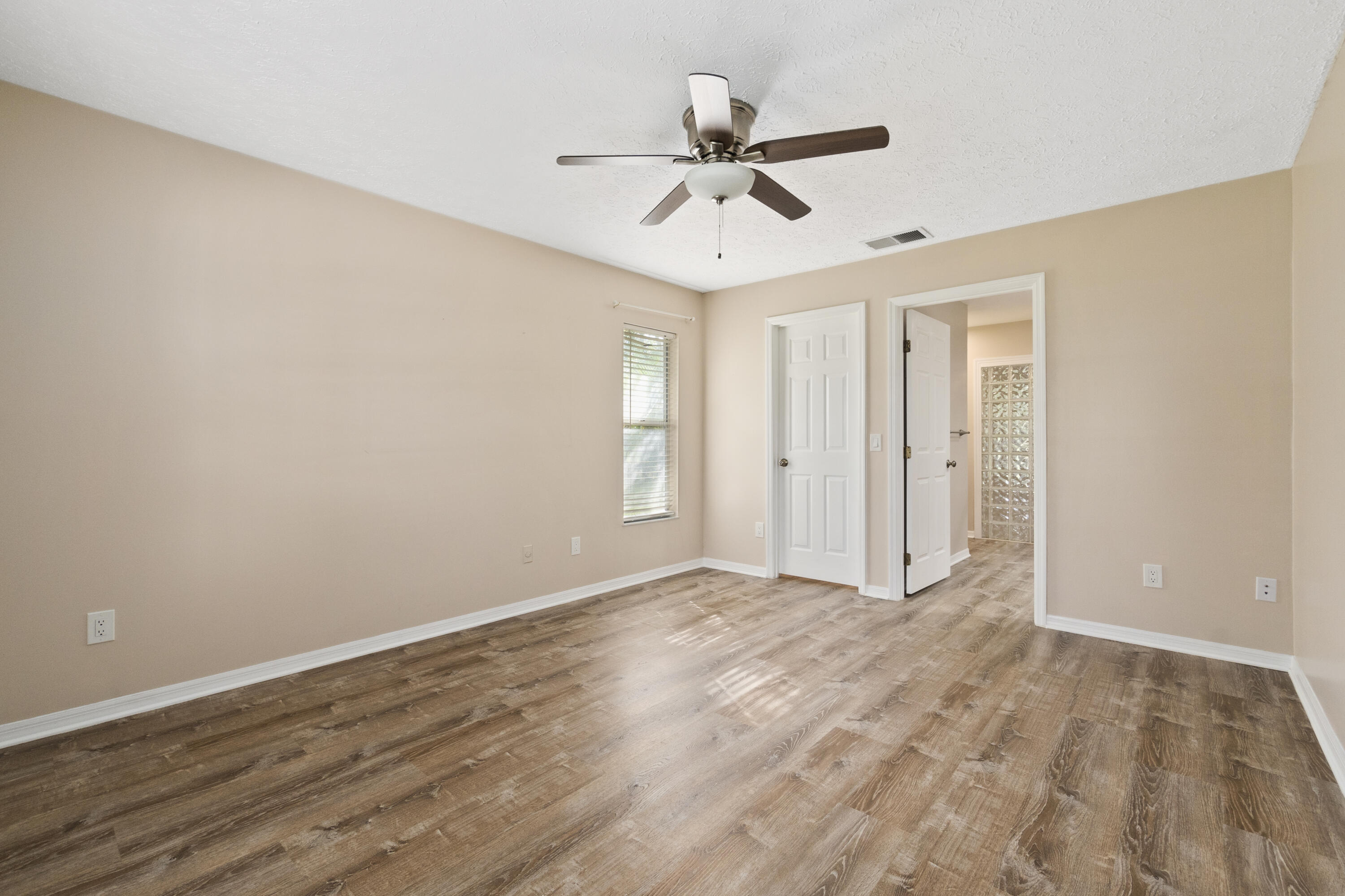 2401 SE Rock Springs Drive