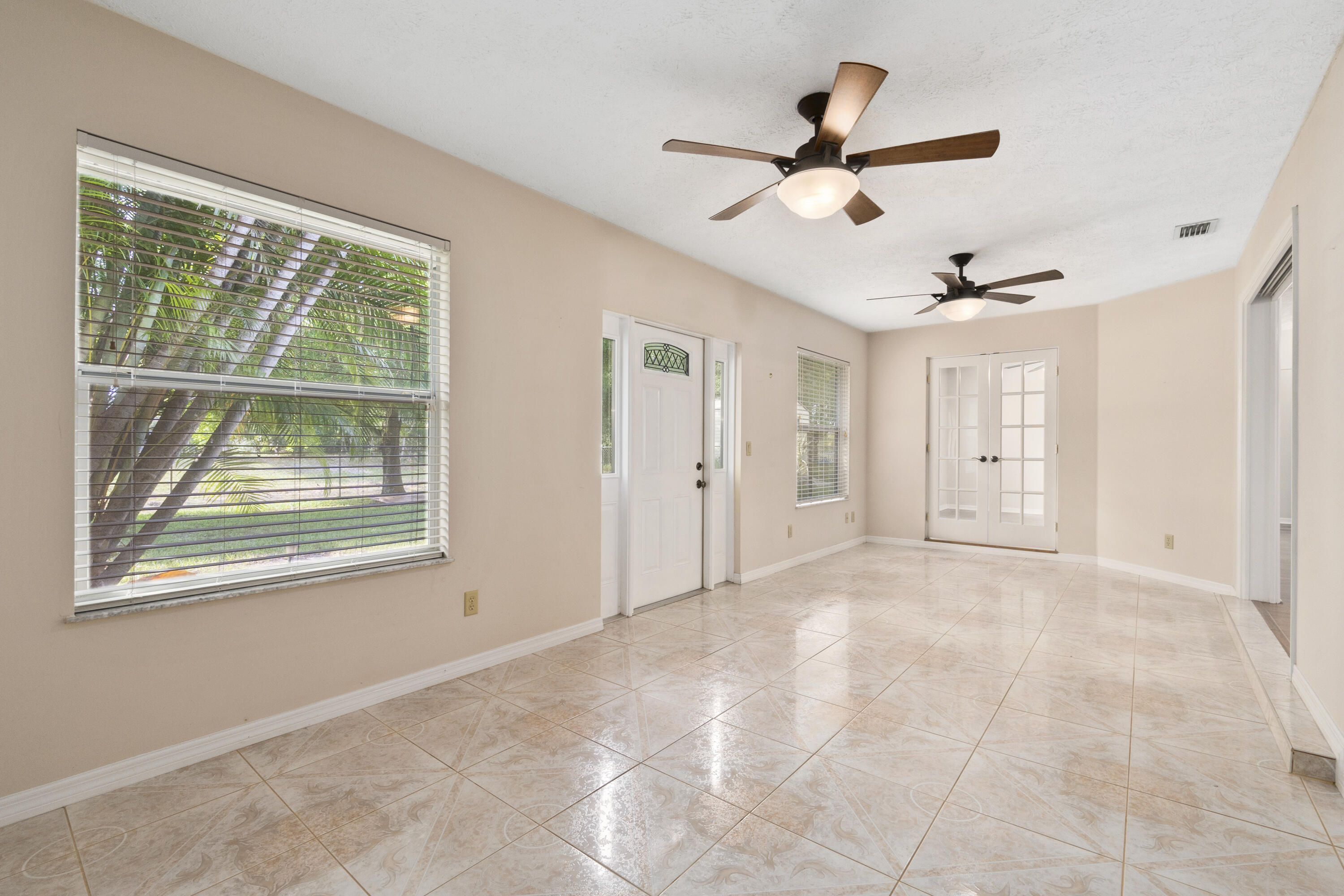 2401 SE Rock Springs Drive