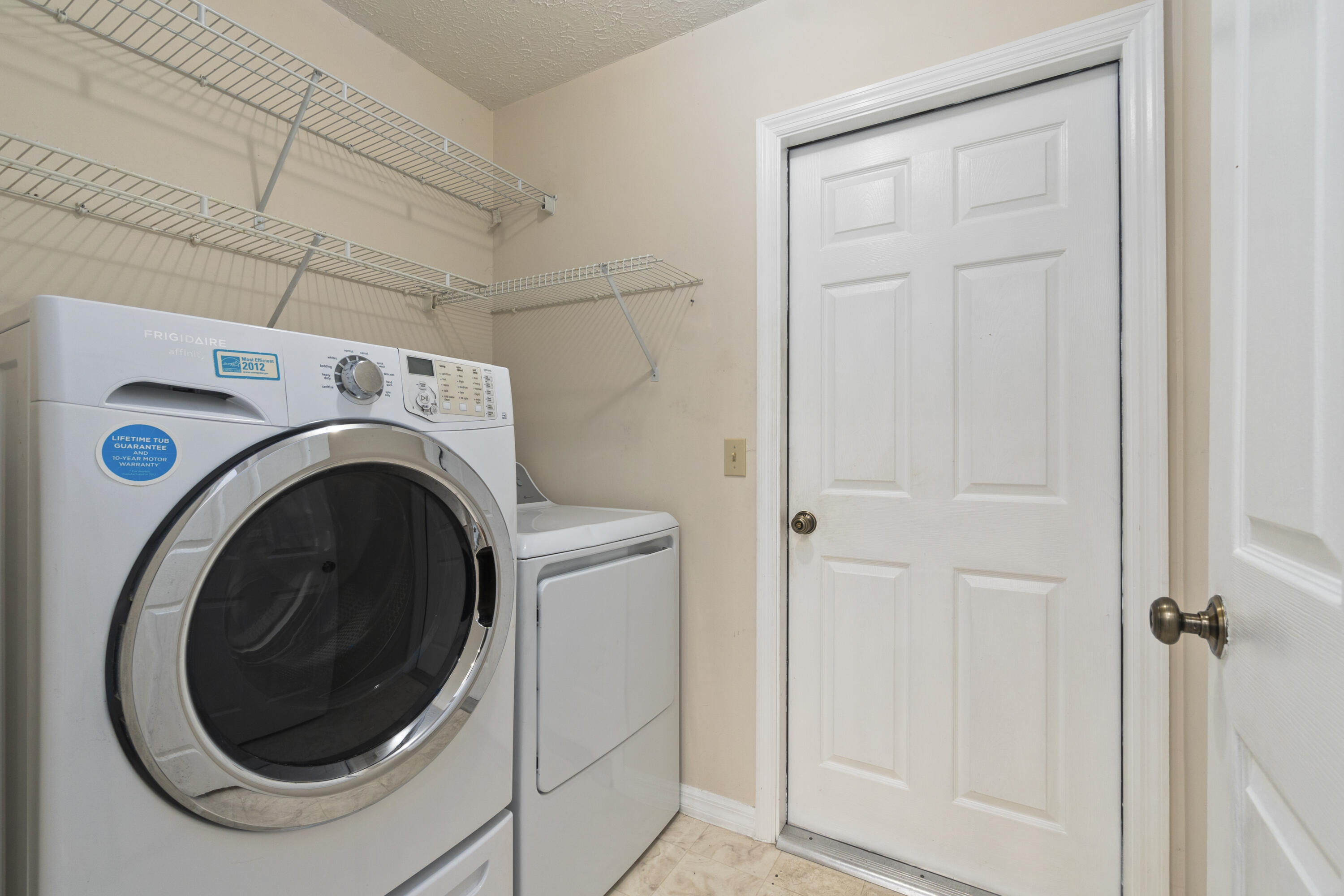 2401 SE Rock Springs Drive