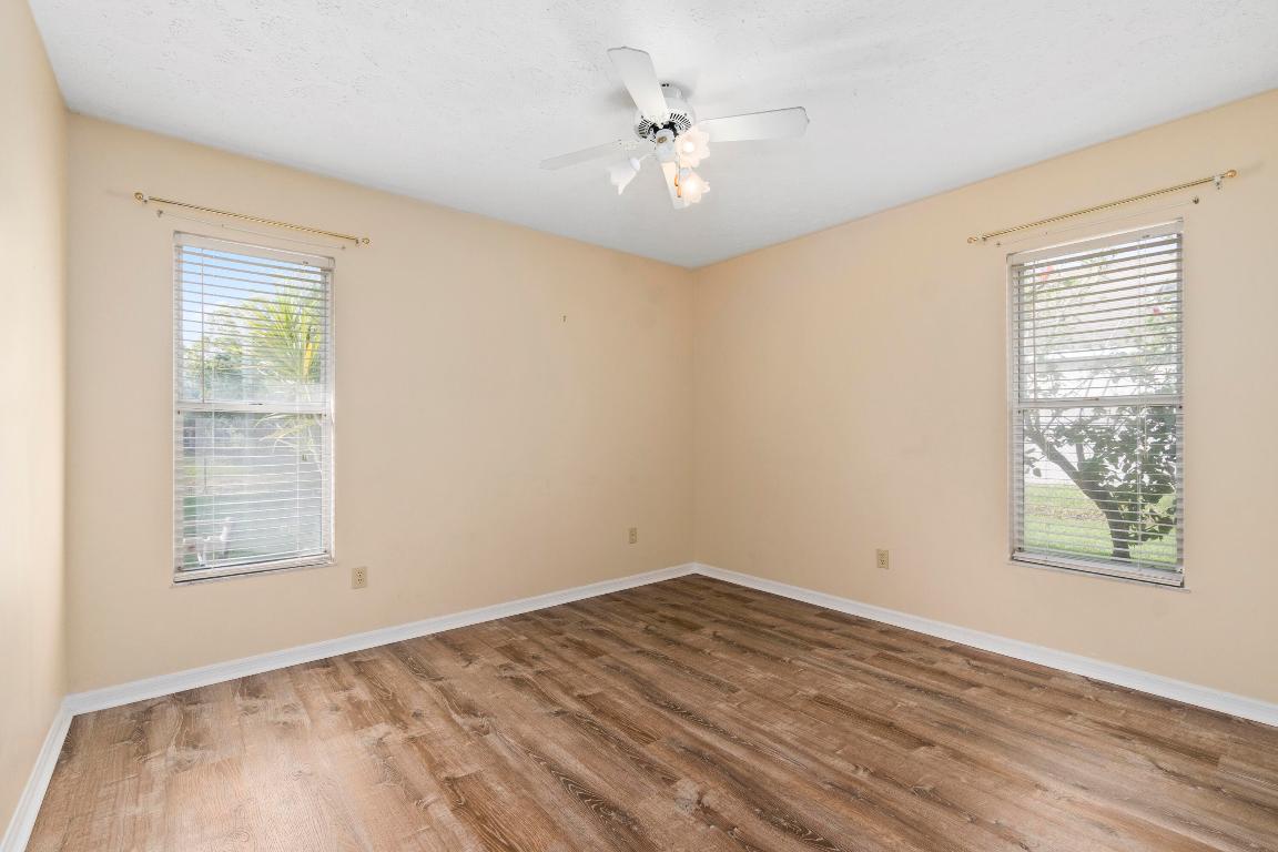 2401 SE Rock Springs Drive