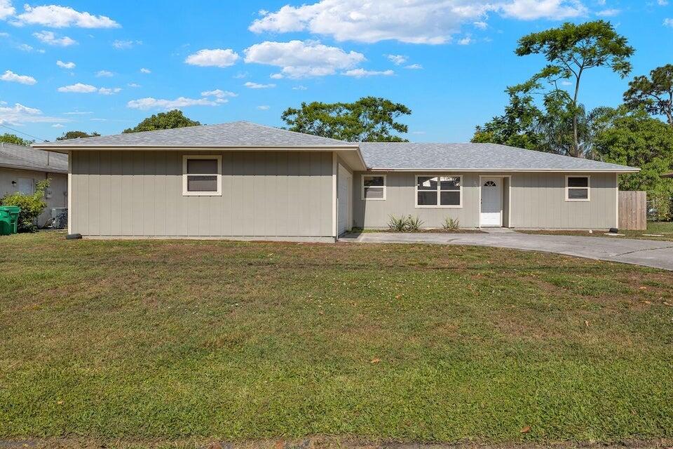 2542 SW Warwick Street