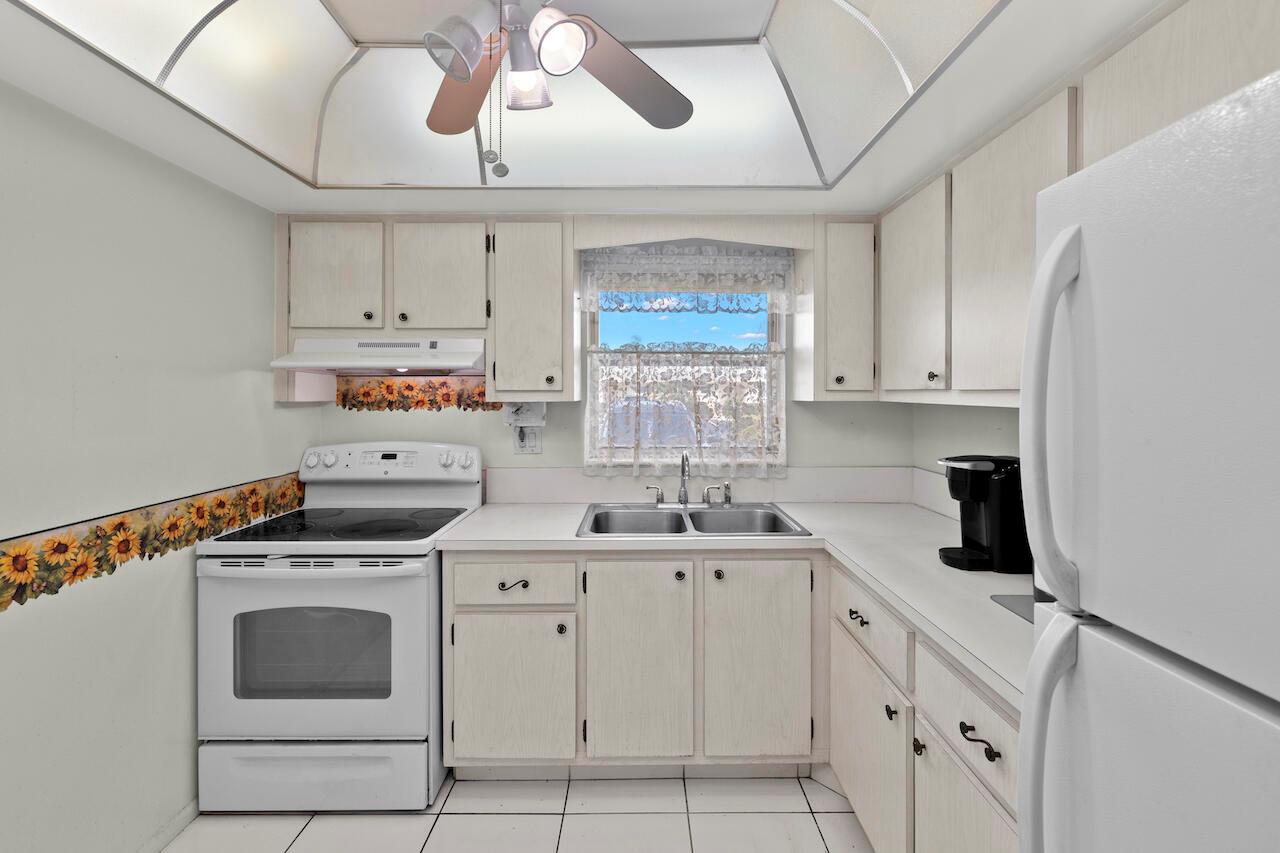 2894 Crosley Drive E D