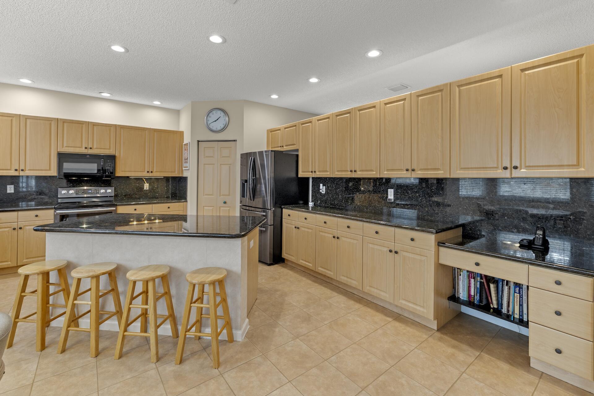 2483 Westmont Lane
