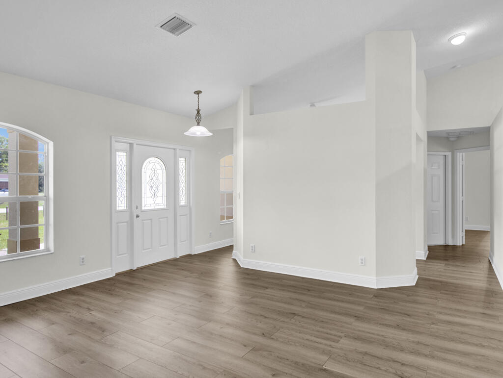 14770 67th Street N