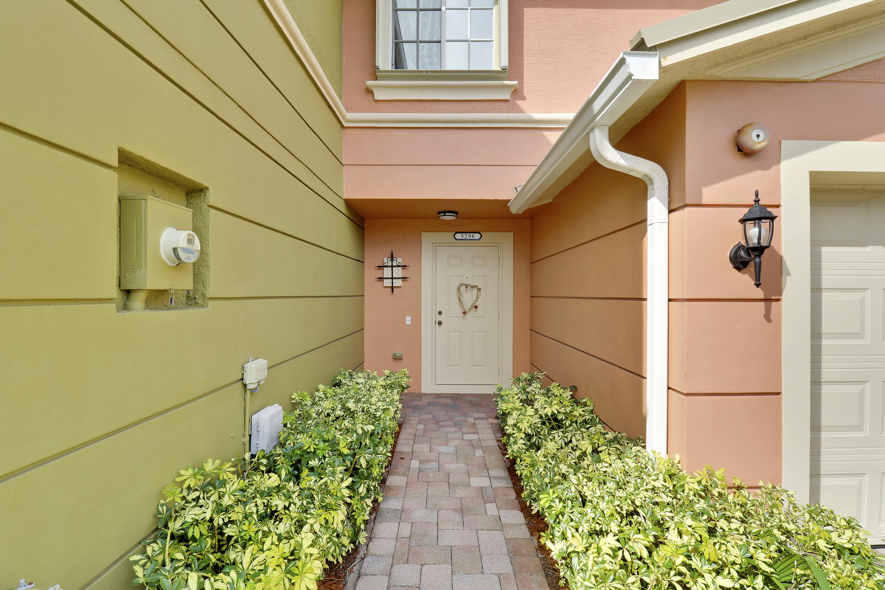 5286 SE Mitchell Lane