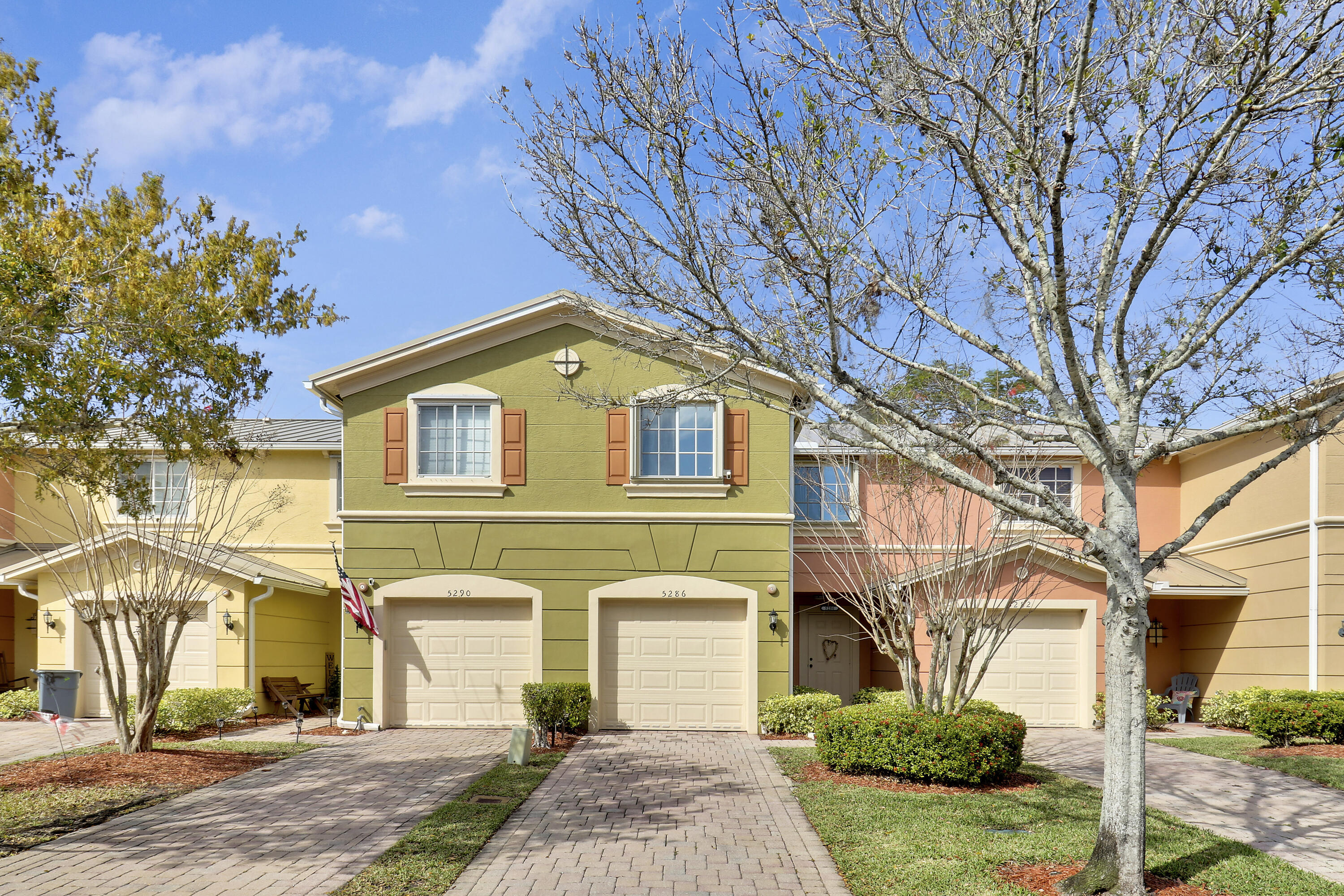5286 SE Mitchell Lane
