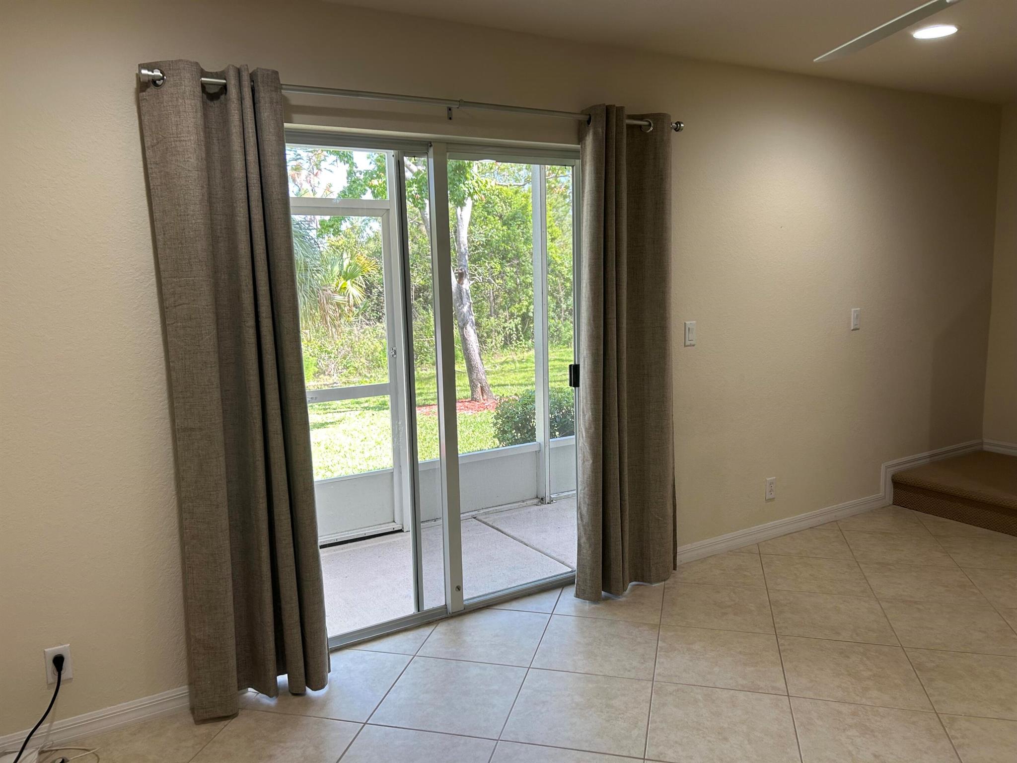 5286 SE Mitchell Lane