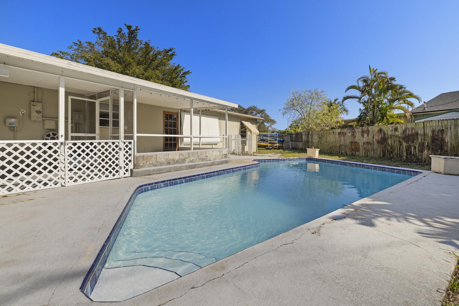 604 Flagler Boulevard