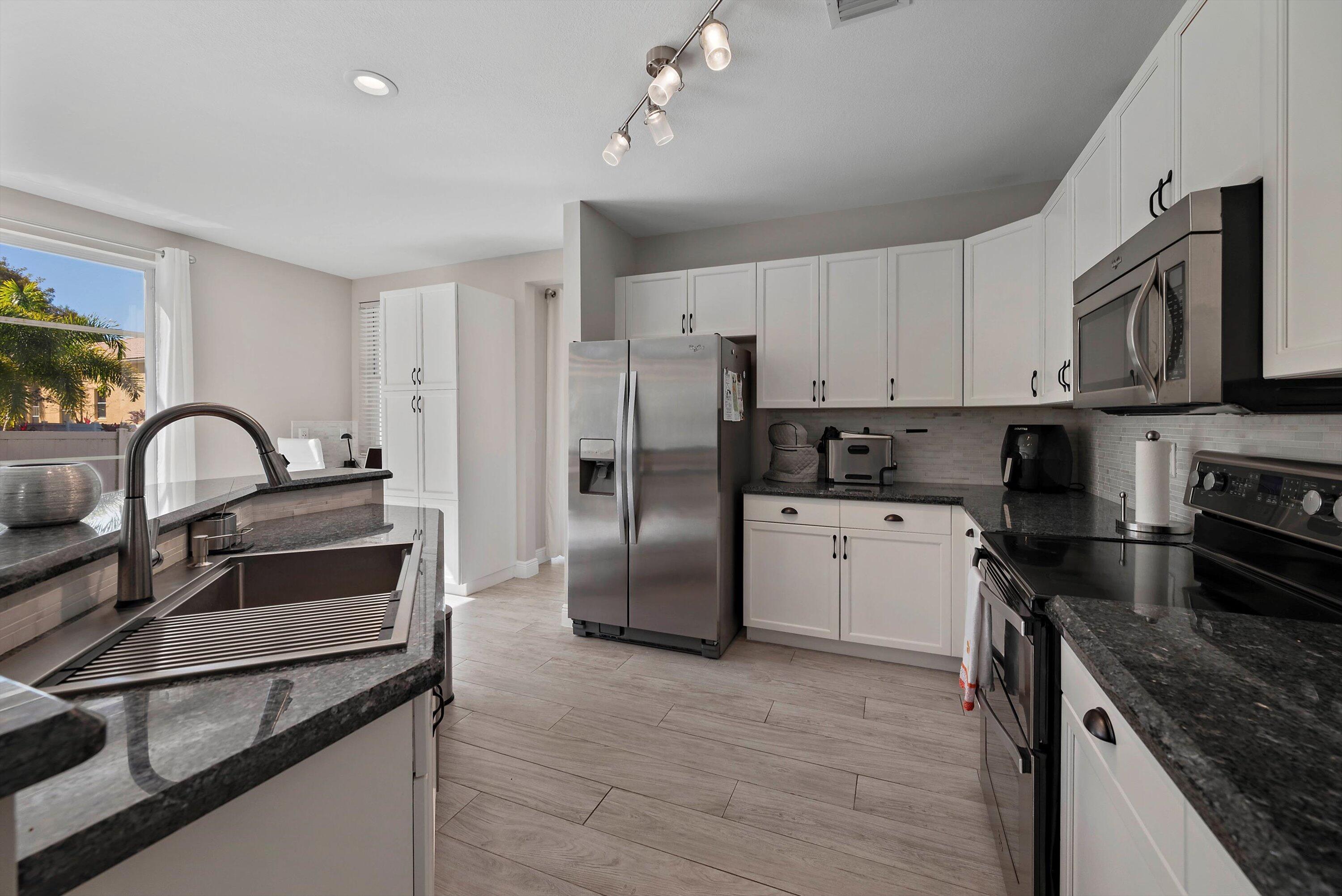 2485 Westmont Lane