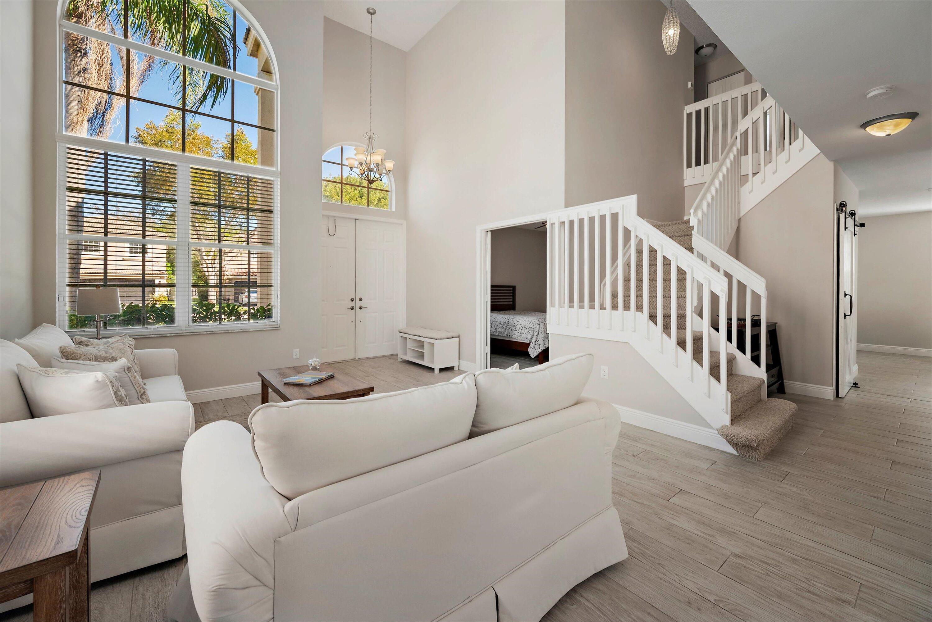 2485 Westmont Lane