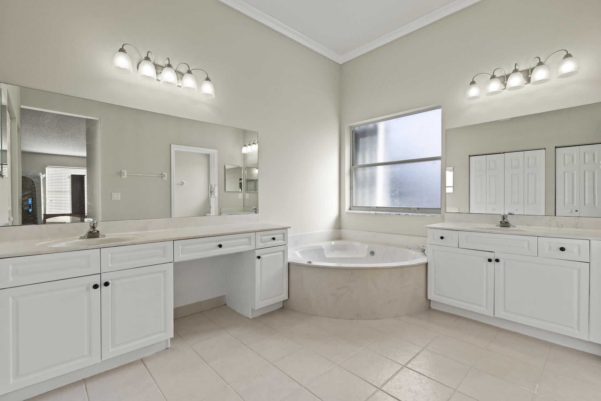 2485 Westmont Lane