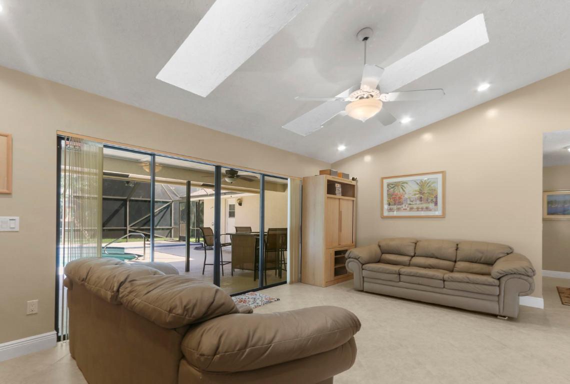 1420 Wood Dale Terrace