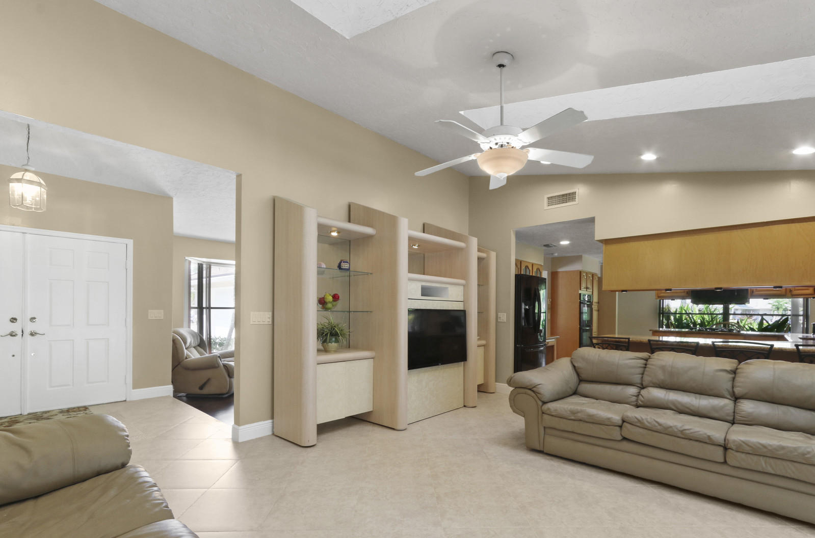 1420 Wood Dale Terrace