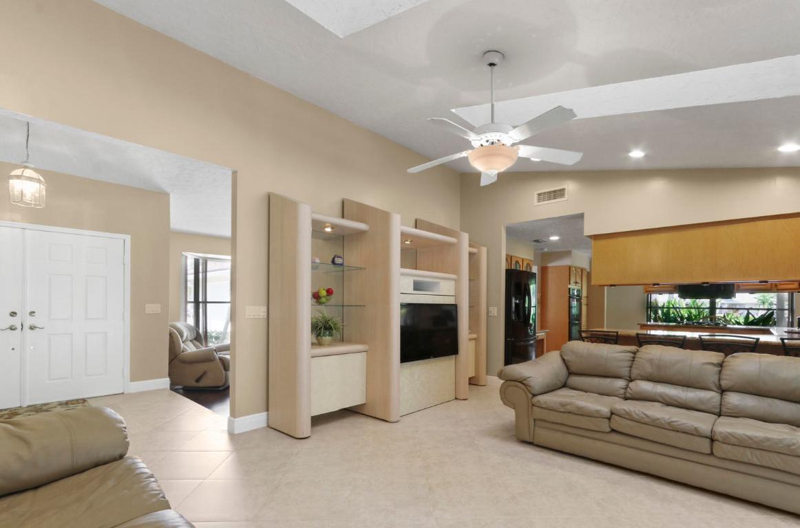 1420 Wood Dale Terrace