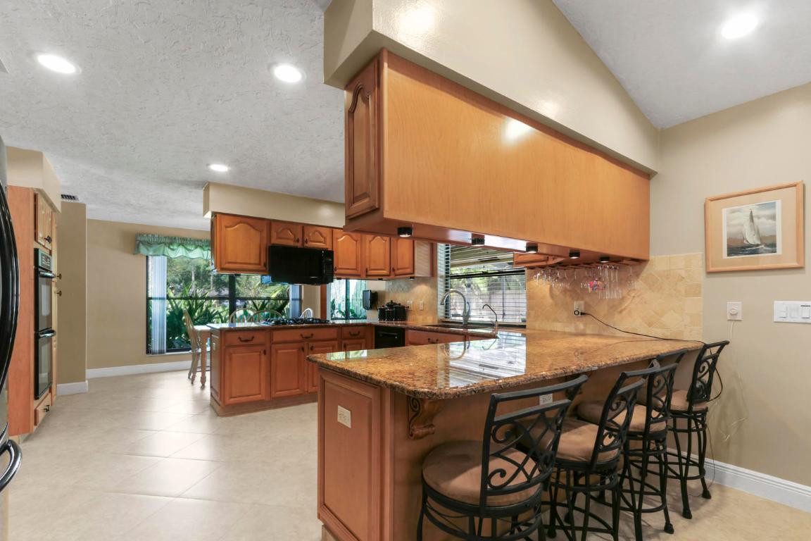 1420 Wood Dale Terrace