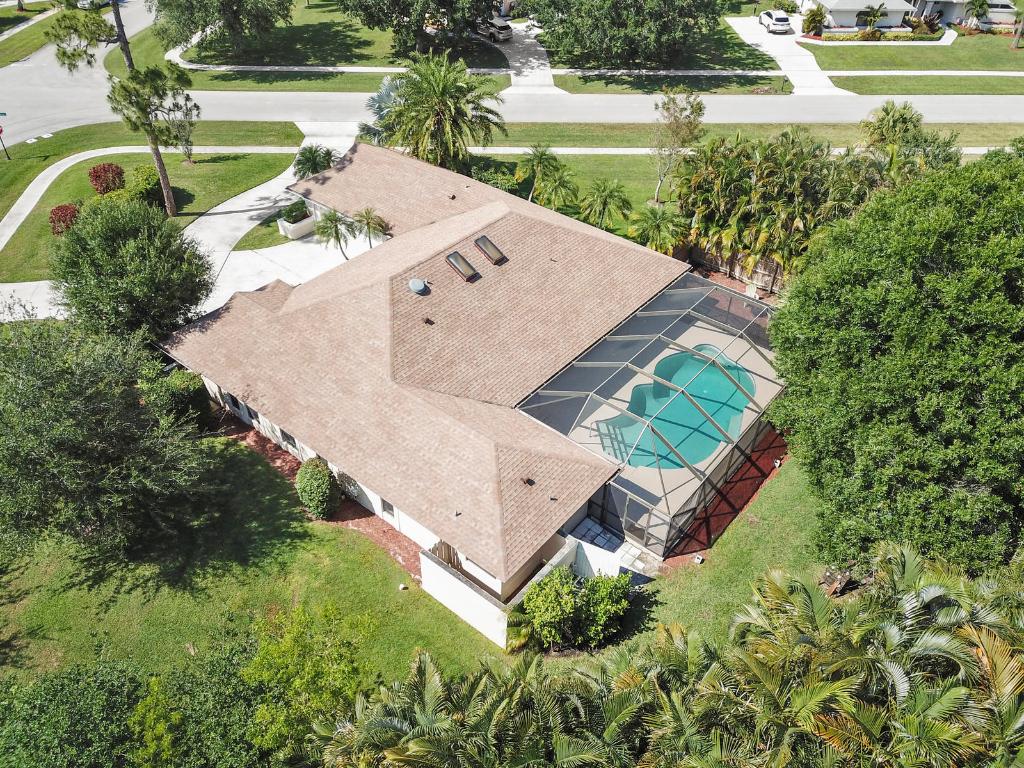 1420 Wood Dale Terrace