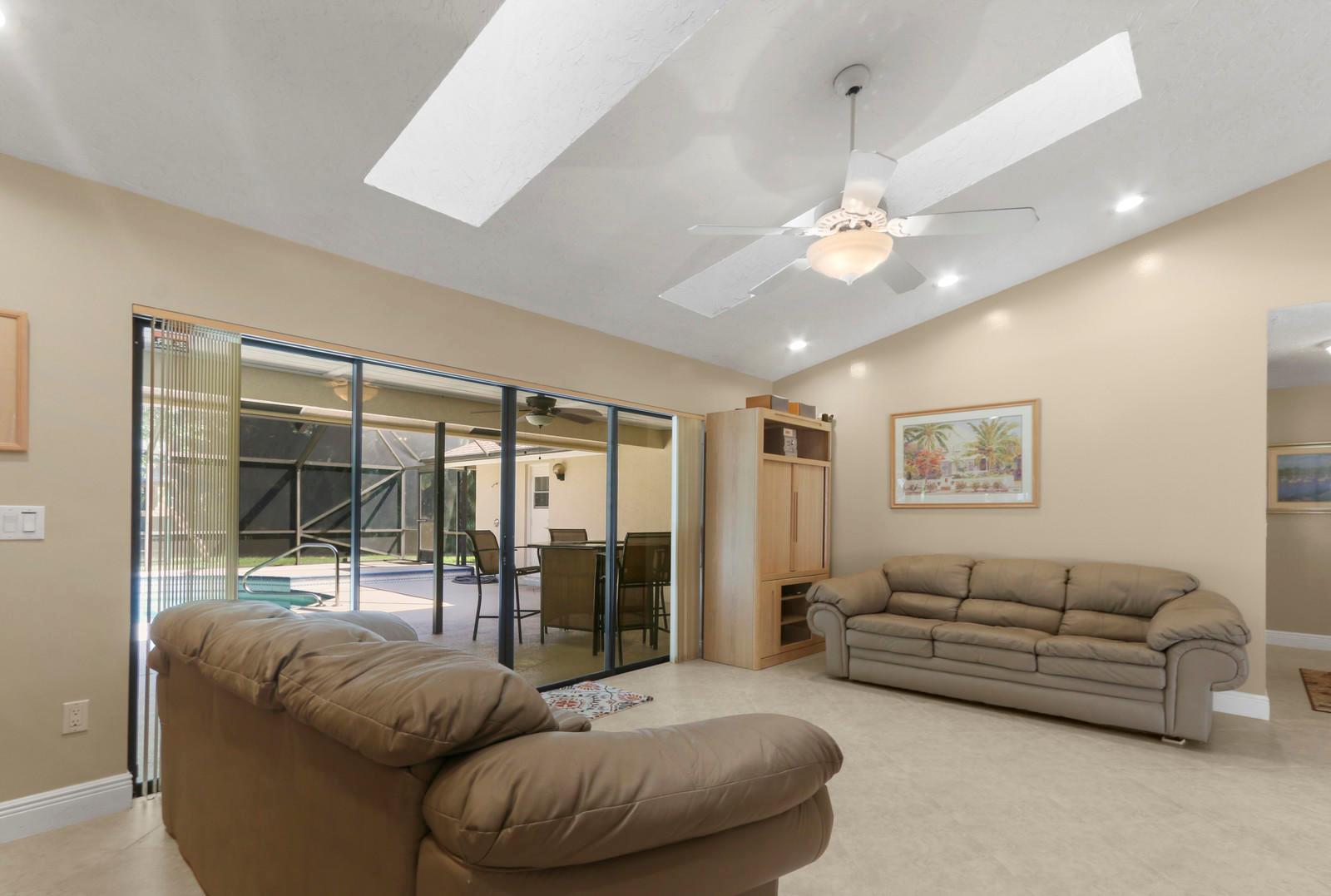 1420 Wood Dale Terrace