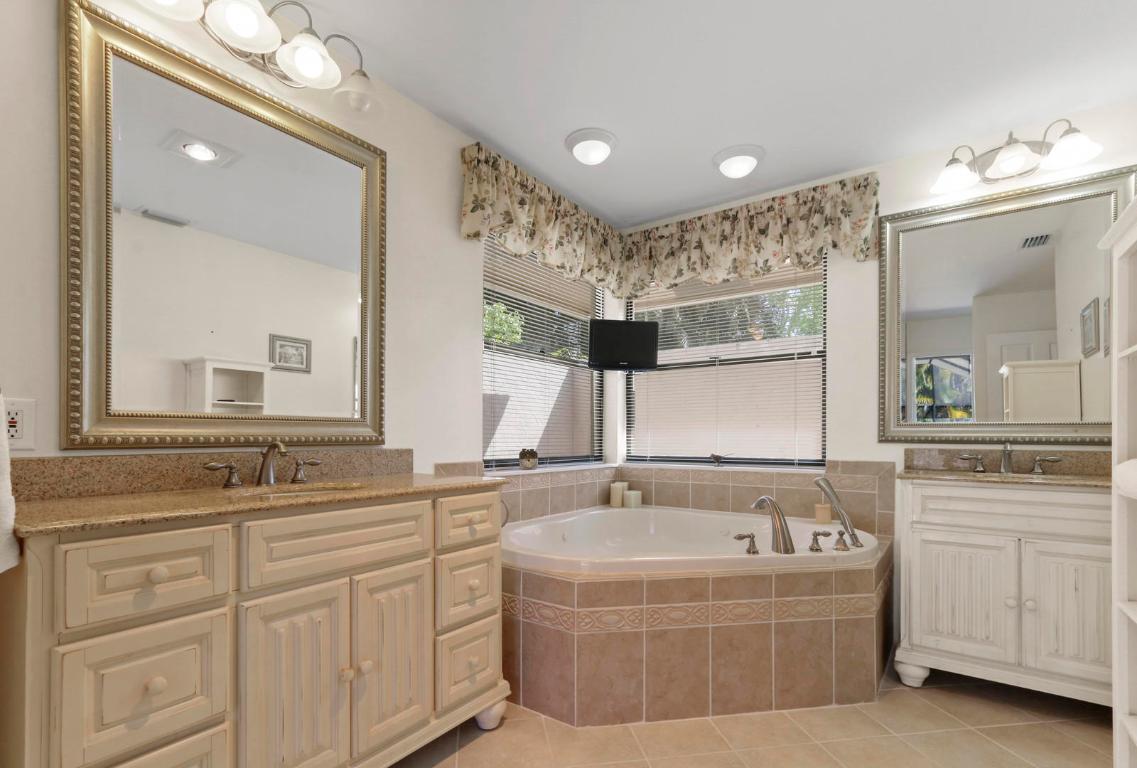 1420 Wood Dale Terrace