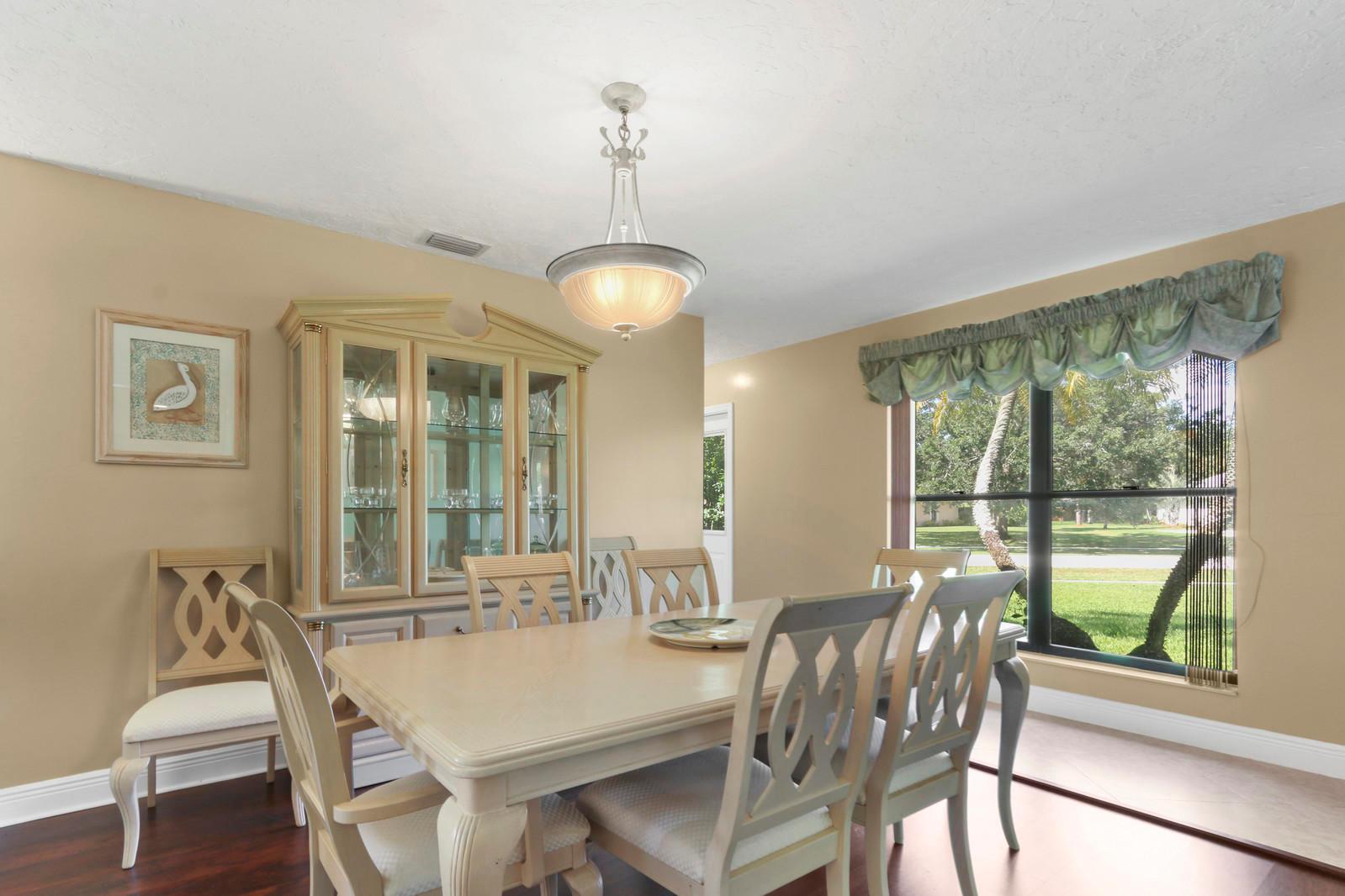 1420 Wood Dale Terrace