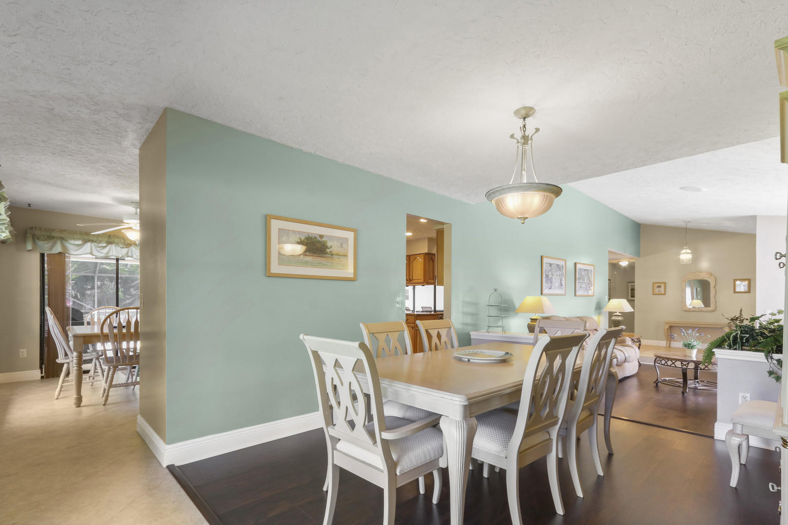 1420 Wood Dale Terrace