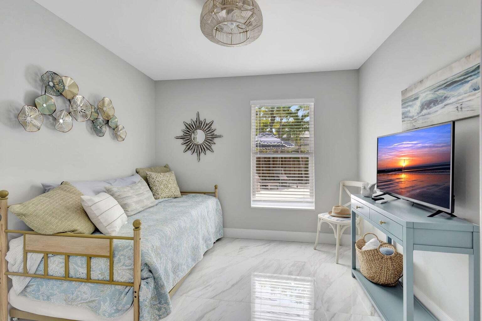 1560 Firethorn Drive