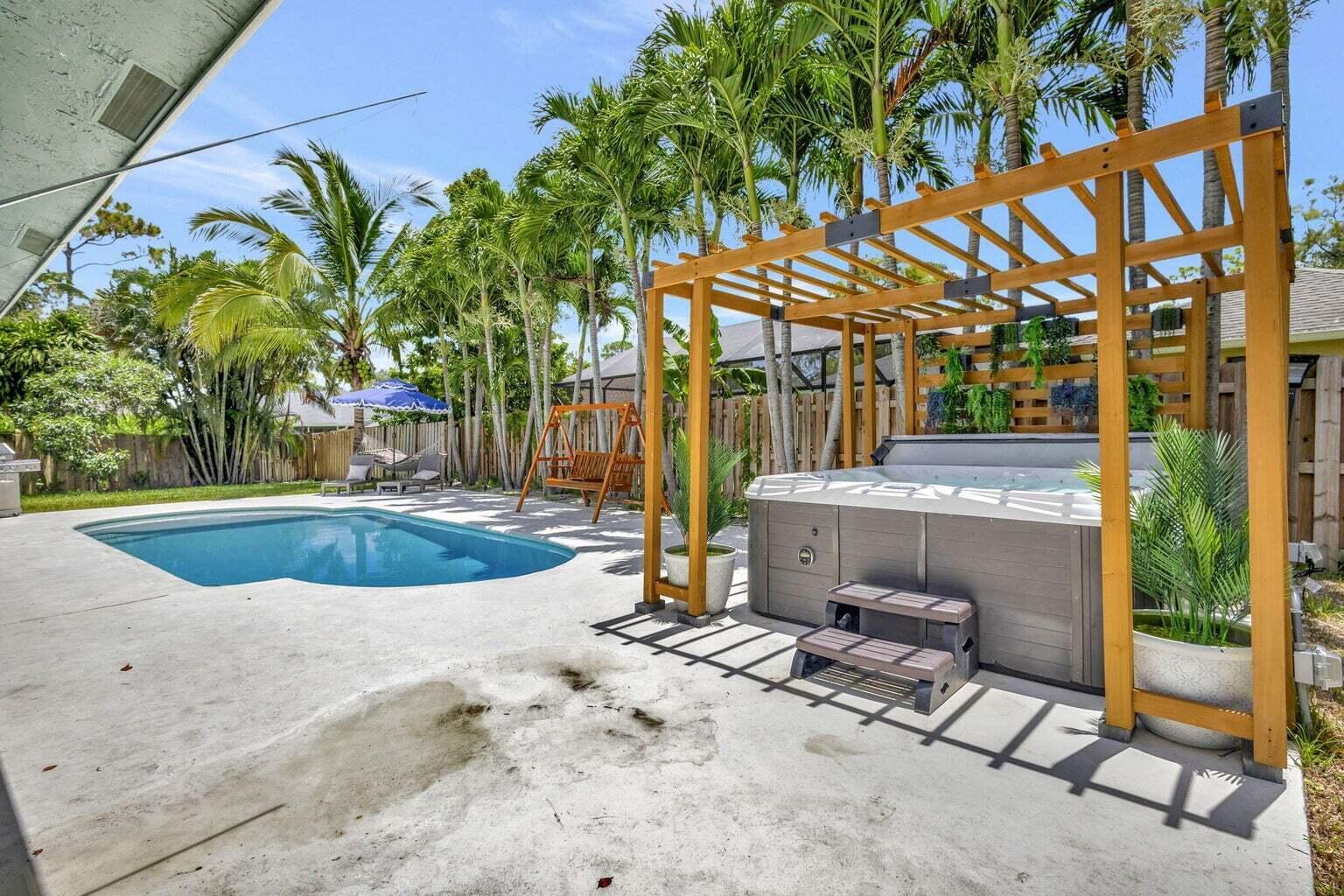 1560 Firethorn Drive