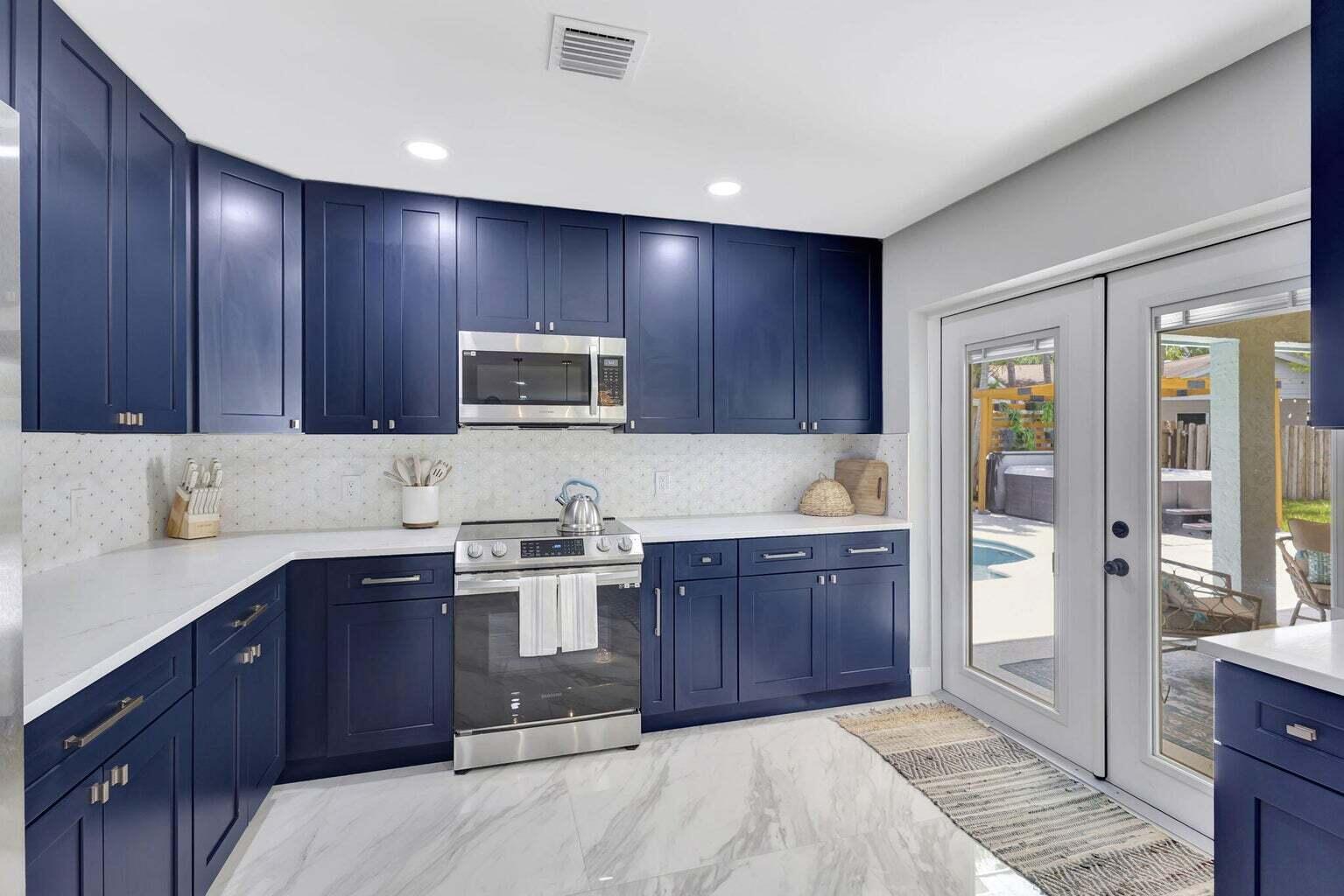 1560 Firethorn Drive