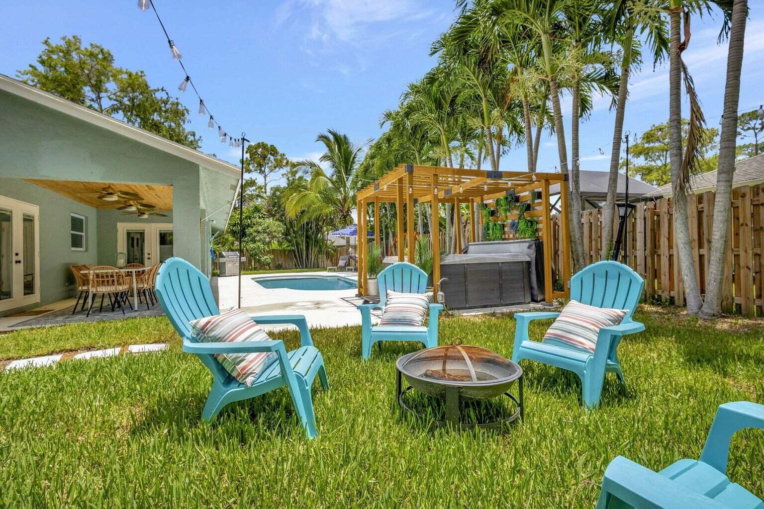 1560 Firethorn Drive