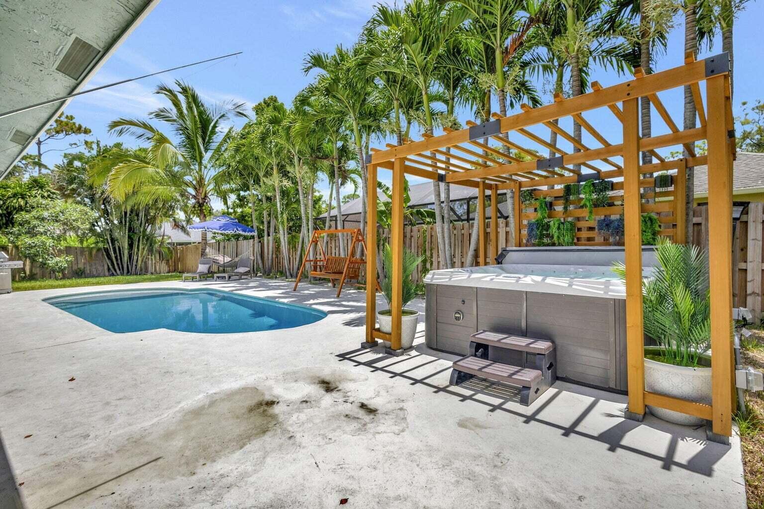 1560 Firethorn Drive