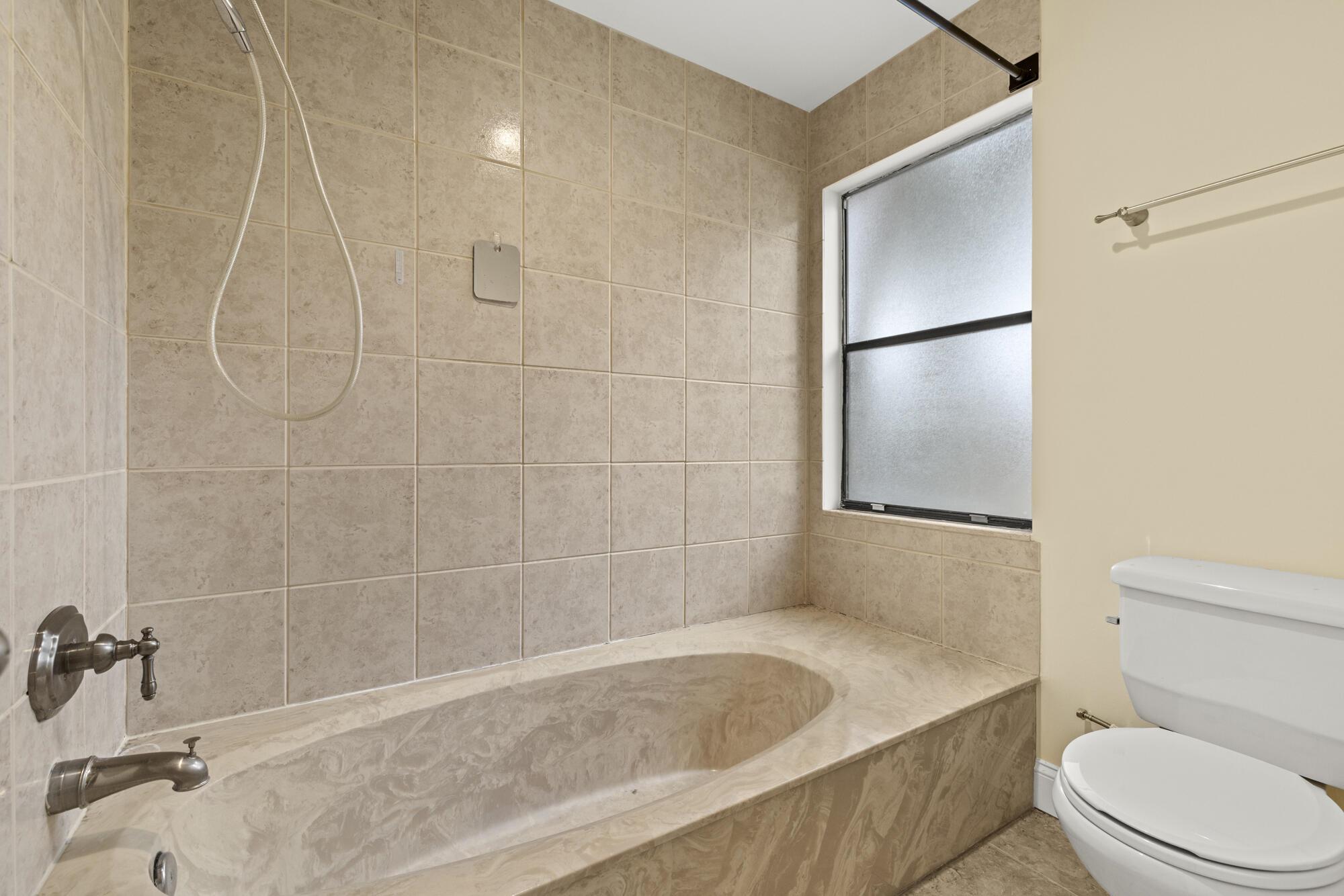 13033 Northshire Trail 24