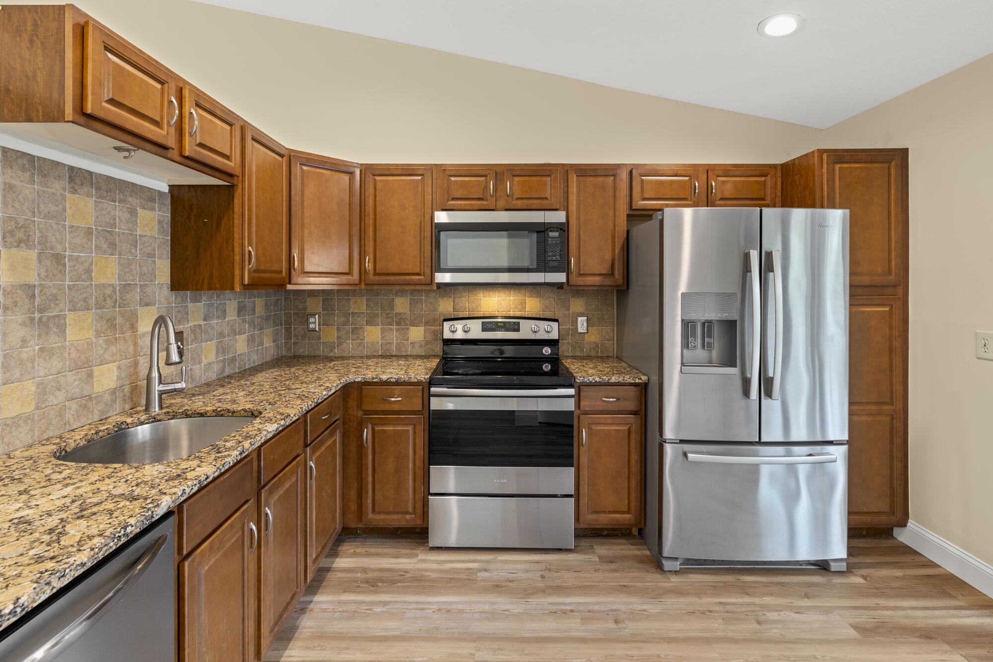 13033 Northshire Trail 24