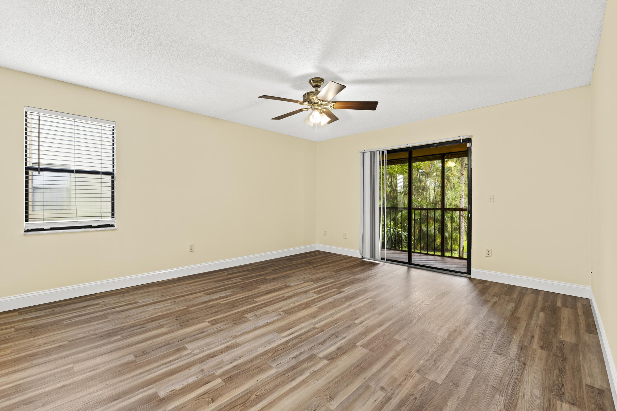 13033 Northshire Trail 24