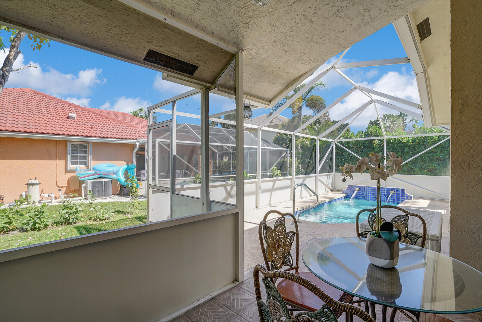 1030 Sweet Briar Place