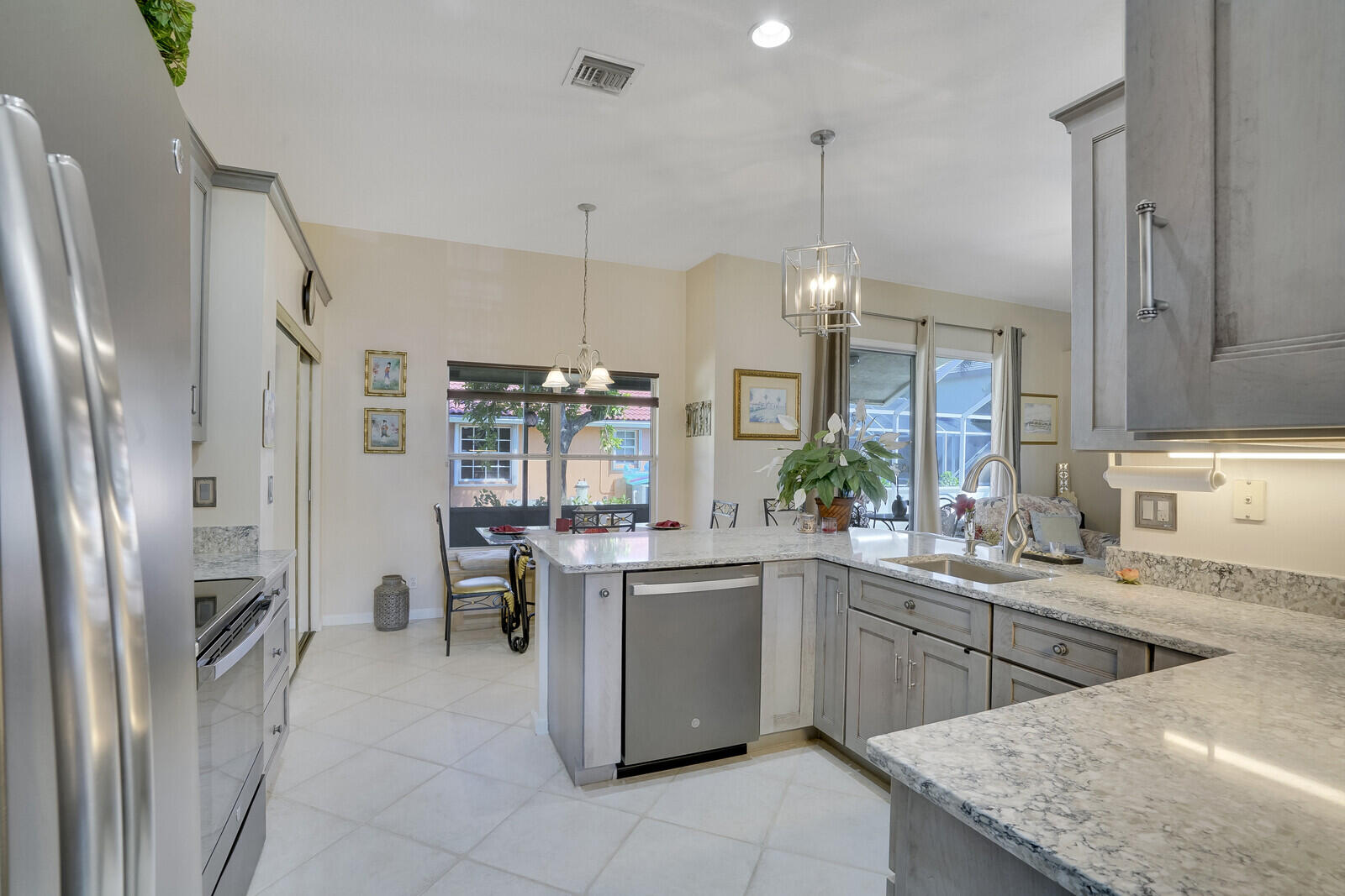 1030 Sweet Briar Place
