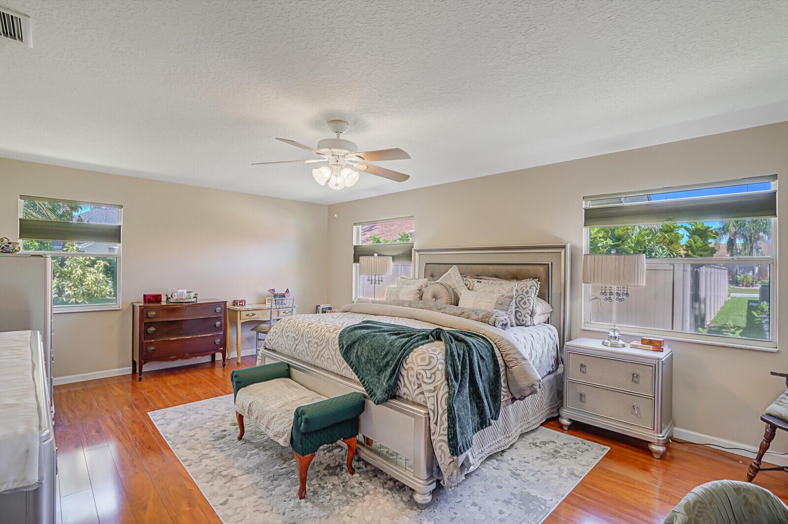 1030 Sweet Briar Place