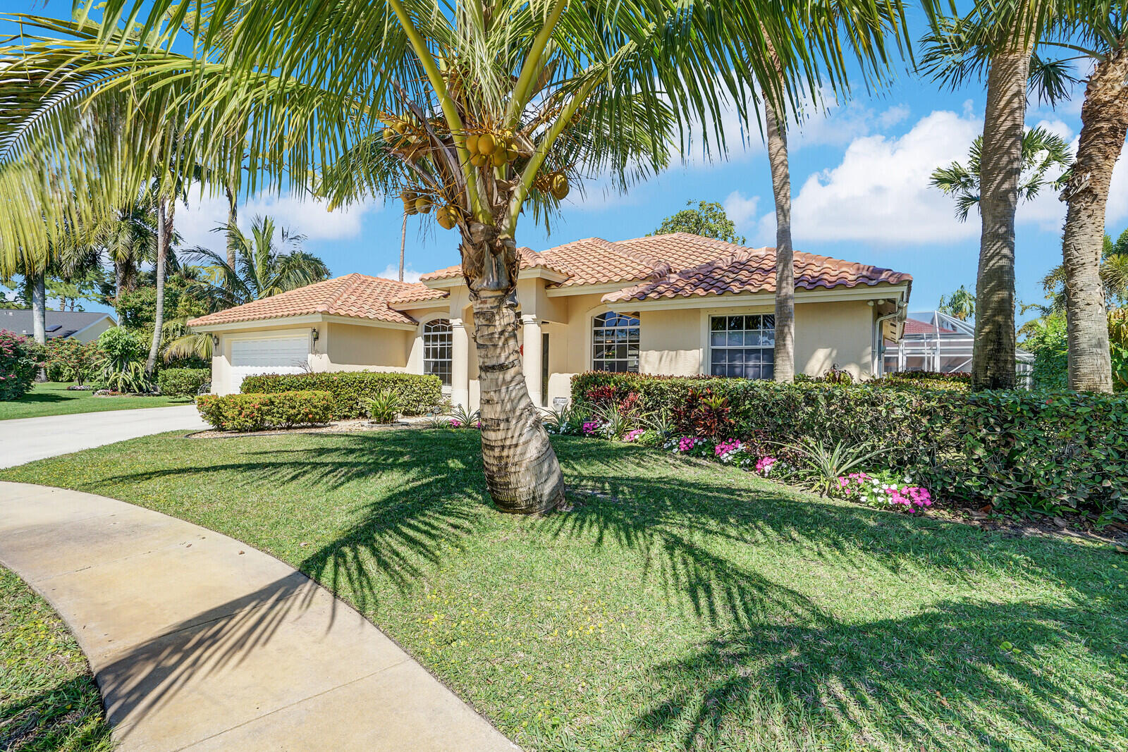 1030 Sweet Briar Place