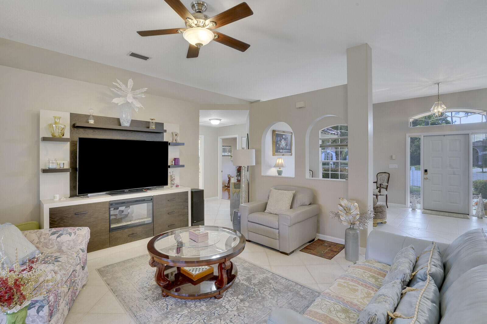 1030 Sweet Briar Place