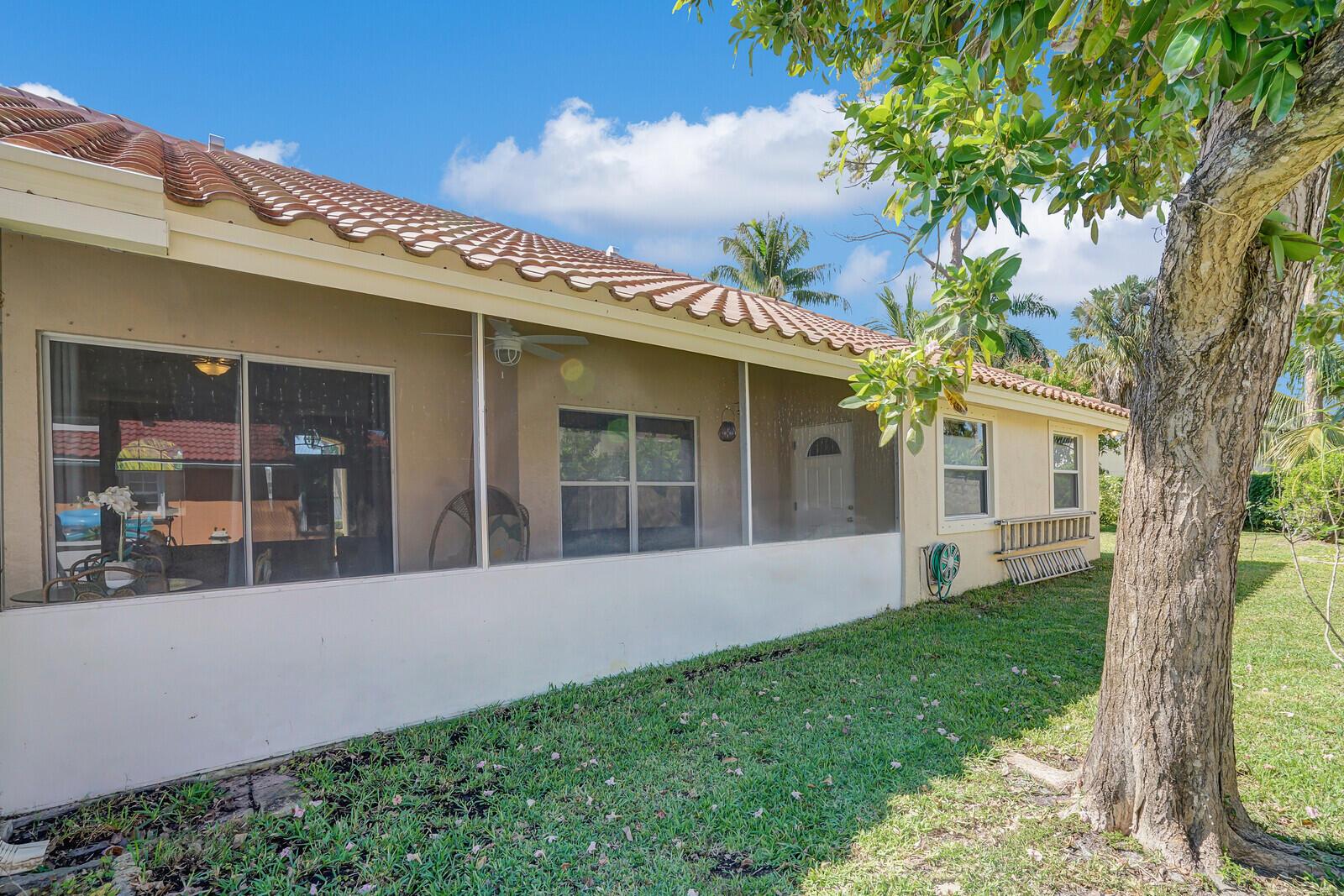 1030 Sweet Briar Place