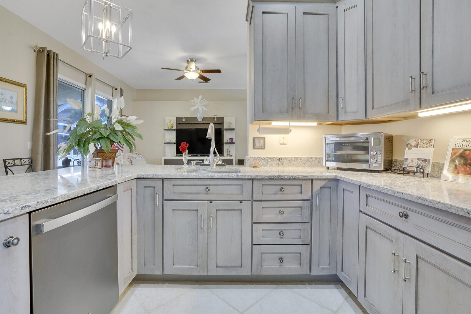 1030 Sweet Briar Place
