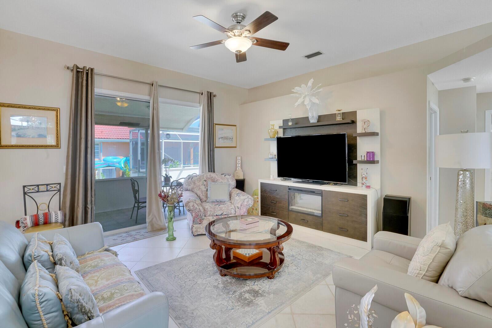 1030 Sweet Briar Place