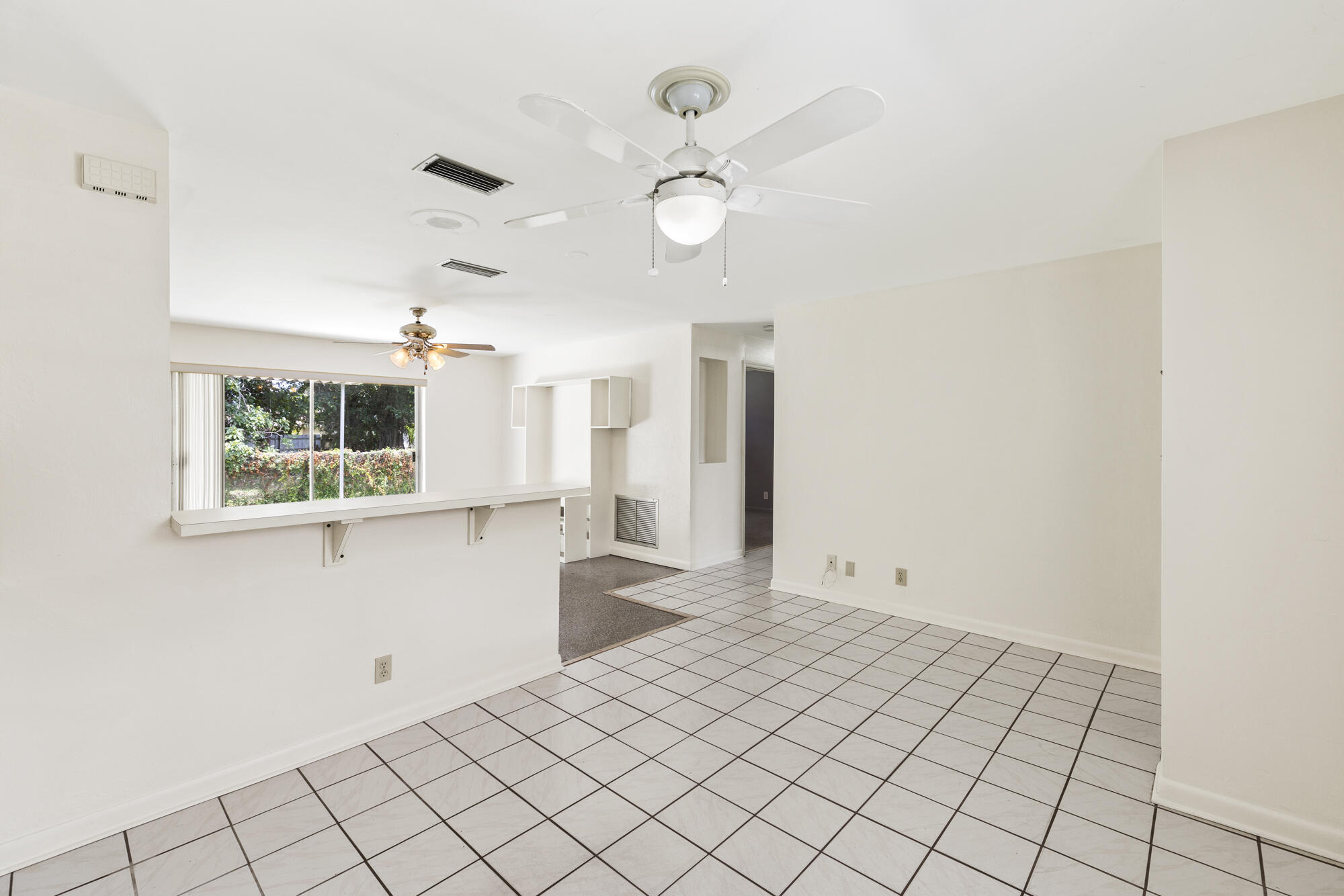 2402 Pinecrest Court