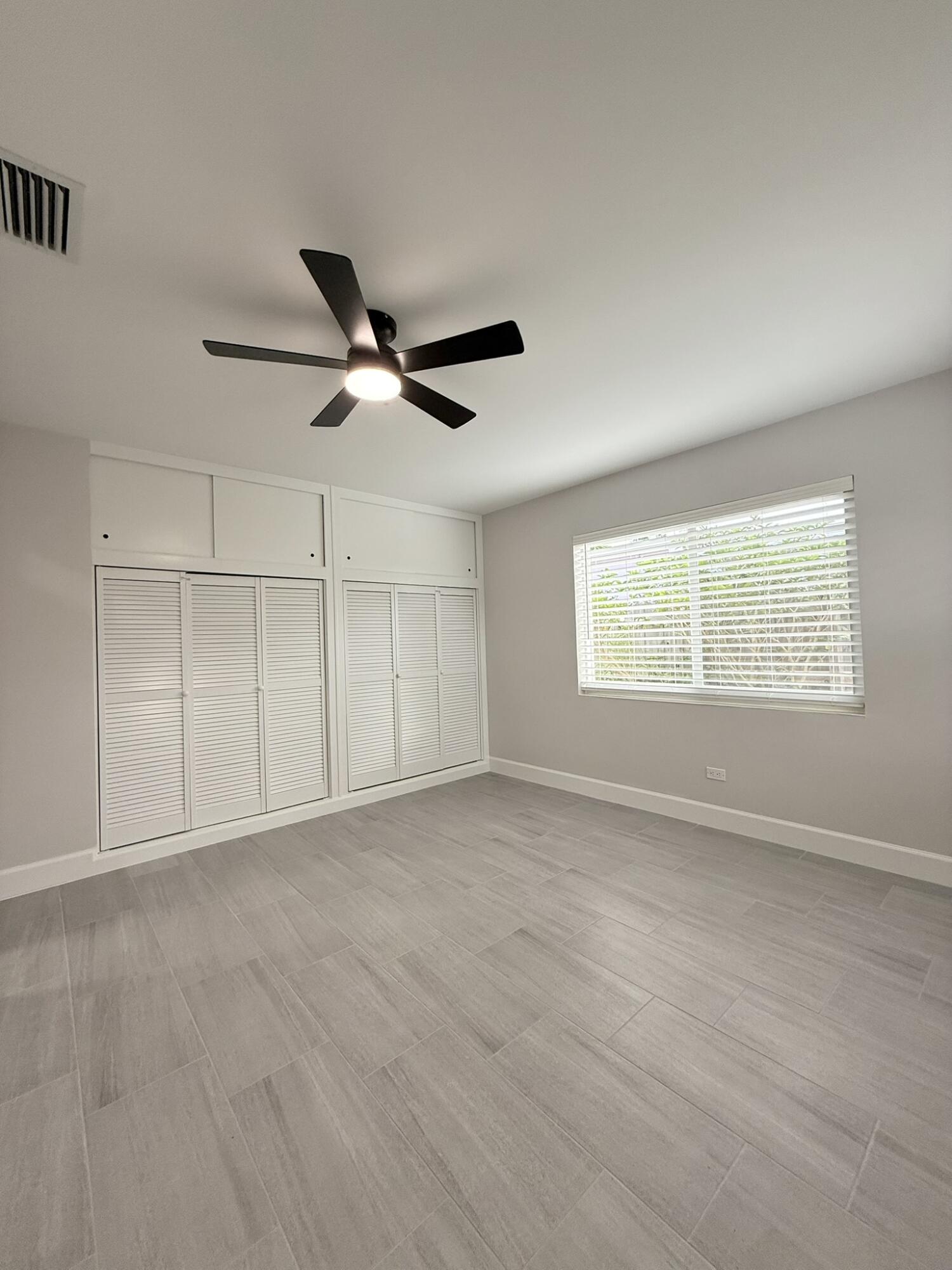 1405 N J Terrace